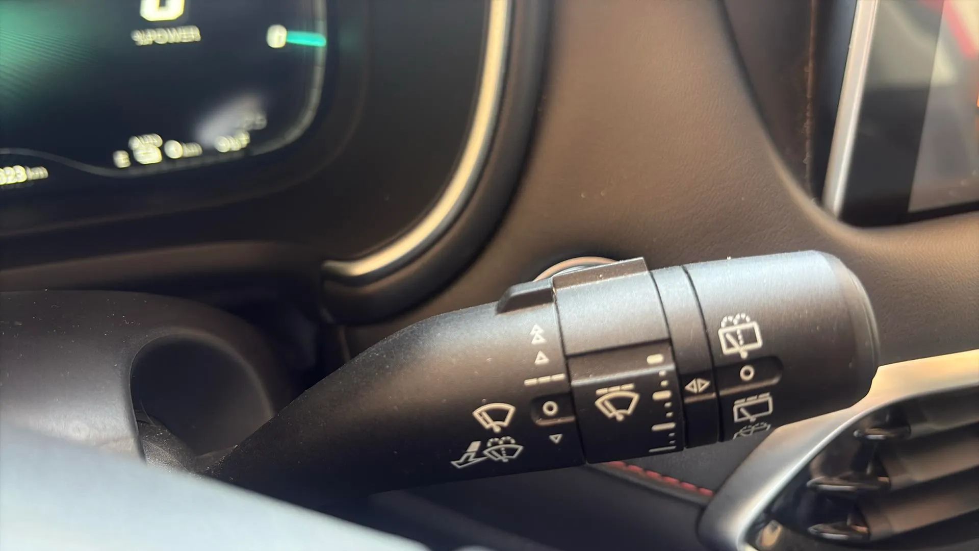 MG HS 1.5T-GDI PHEV Luxury - foto 23