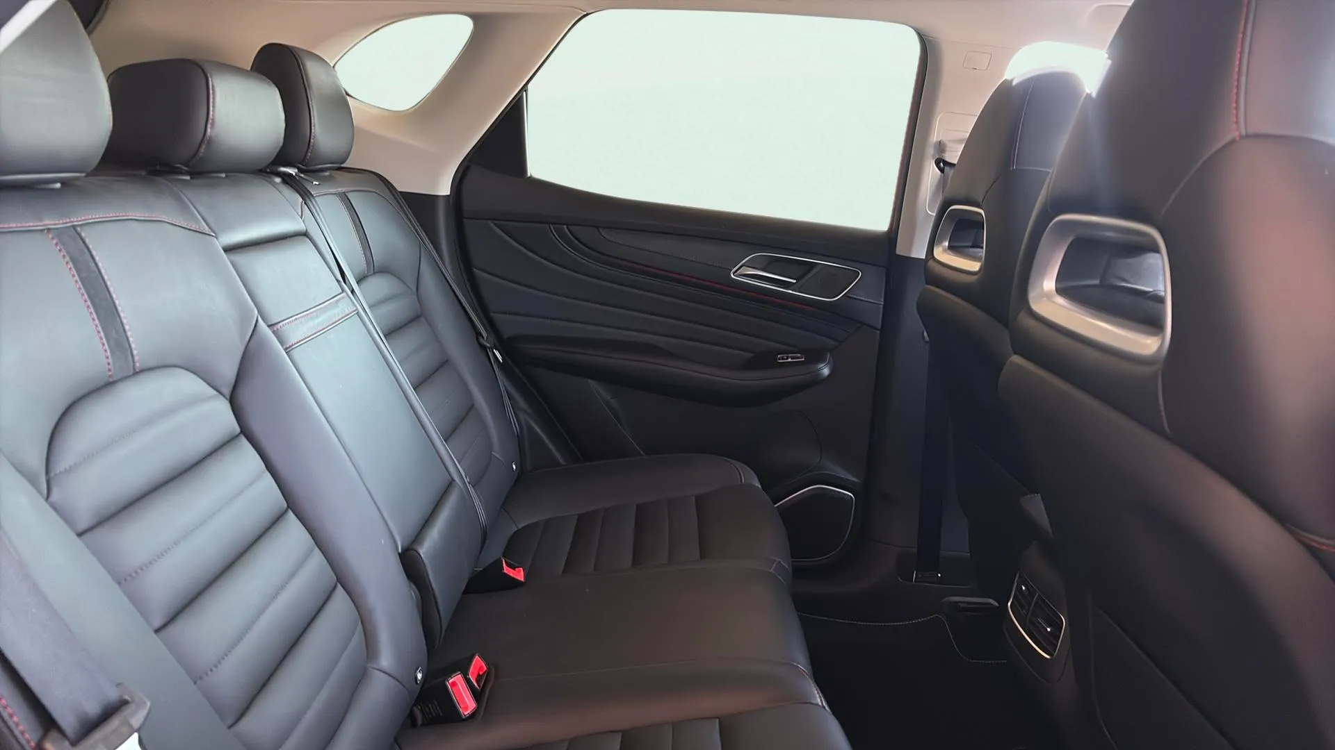 MG HS 1.5T-GDI PHEV Luxury - foto 9