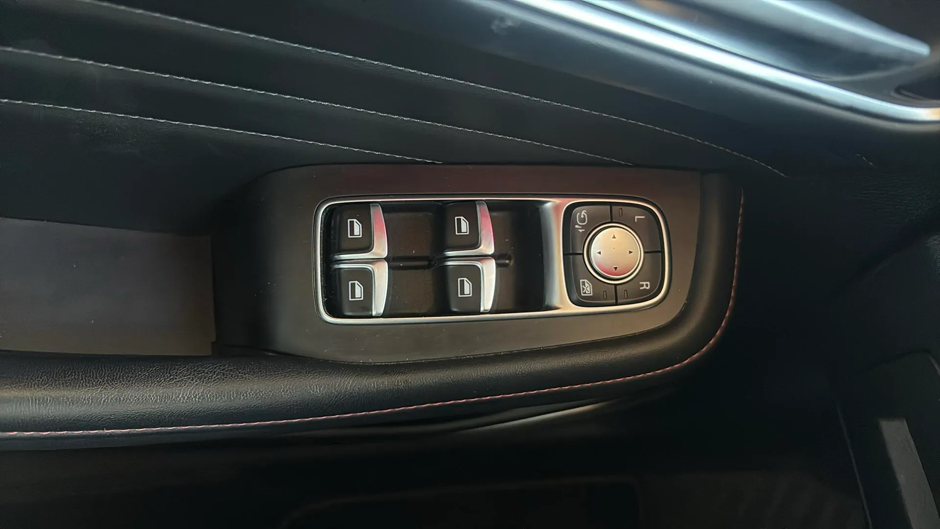 MG HS 1.5T-GDI PHEV Luxury - foto 21