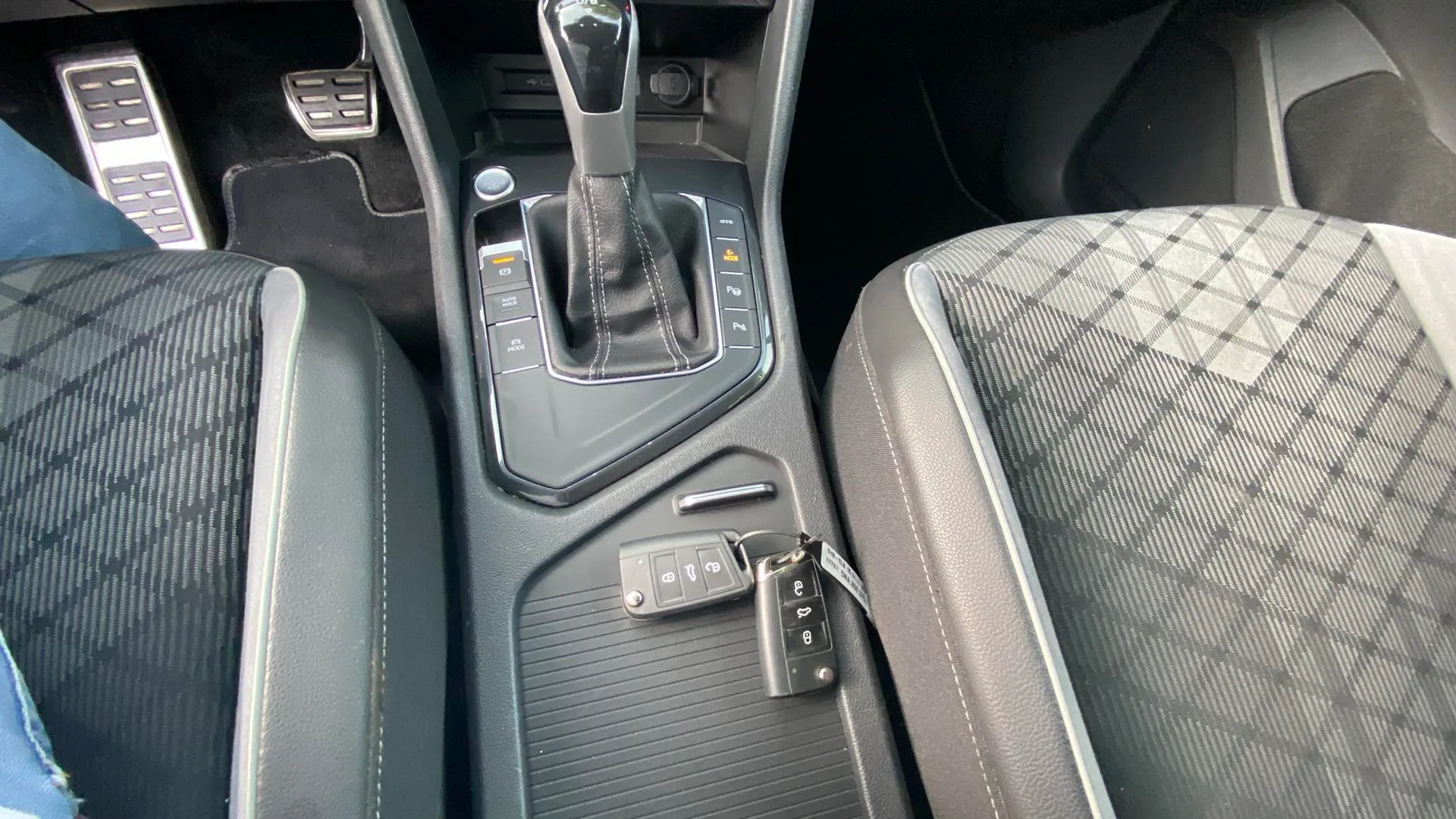 Volkswagen Tiguan R-Line 1.4 TSI eHybrid DSG - foto 20