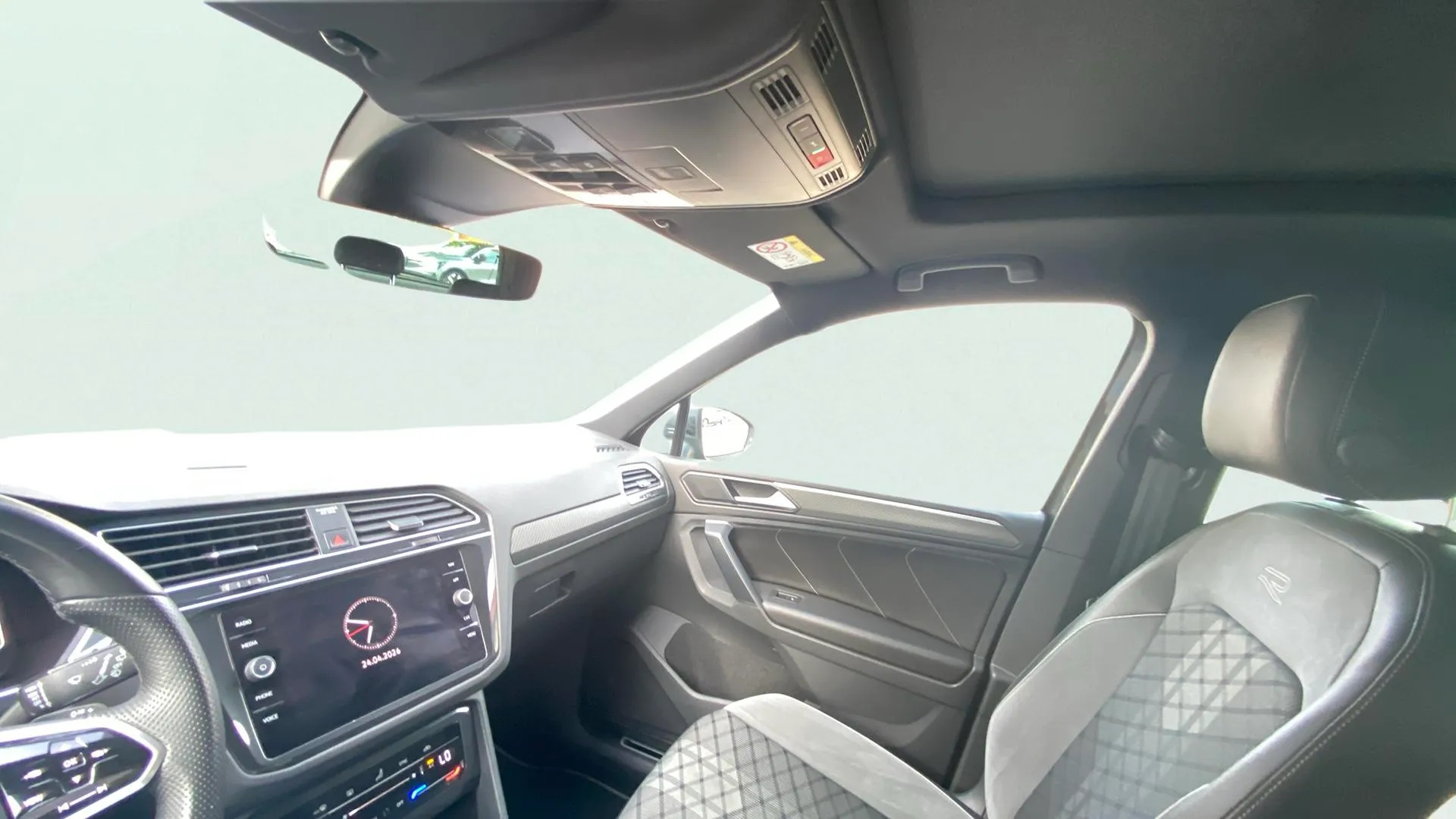Volkswagen Tiguan R-Line 1.4 TSI eHybrid DSG - foto 24