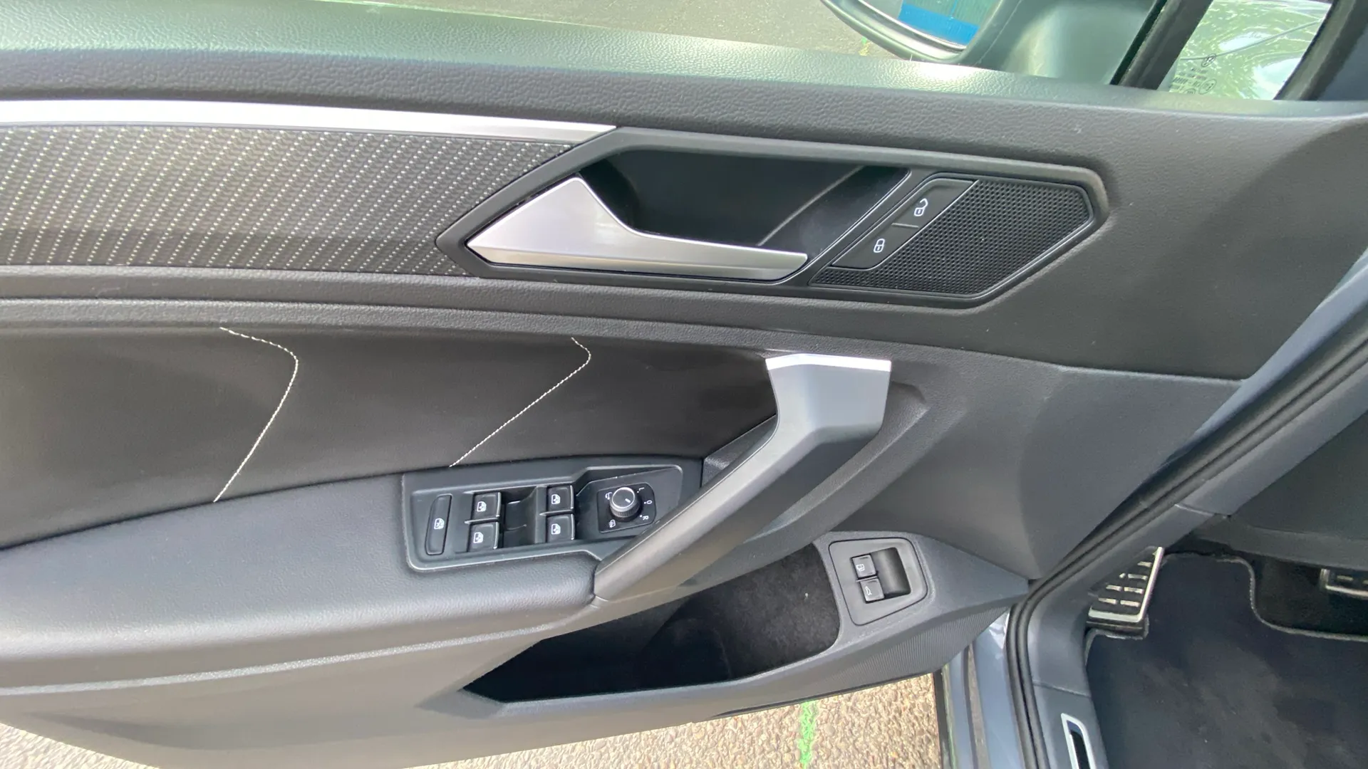 Volkswagen Tiguan R-Line 1.4 TSI eHybrid DSG - foto 19