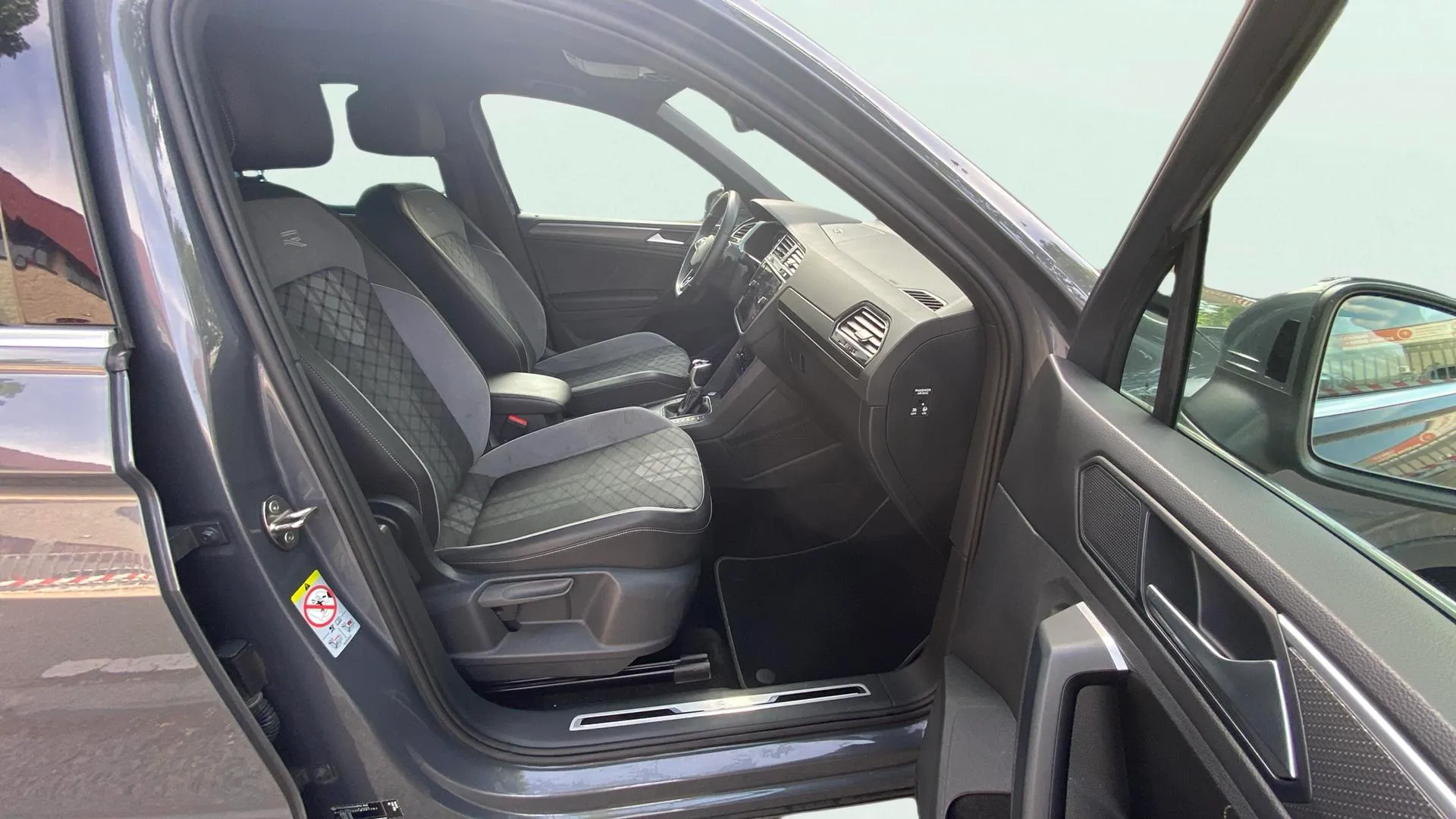 Volkswagen Tiguan R-Line 1.4 TSI eHybrid DSG - foto 13