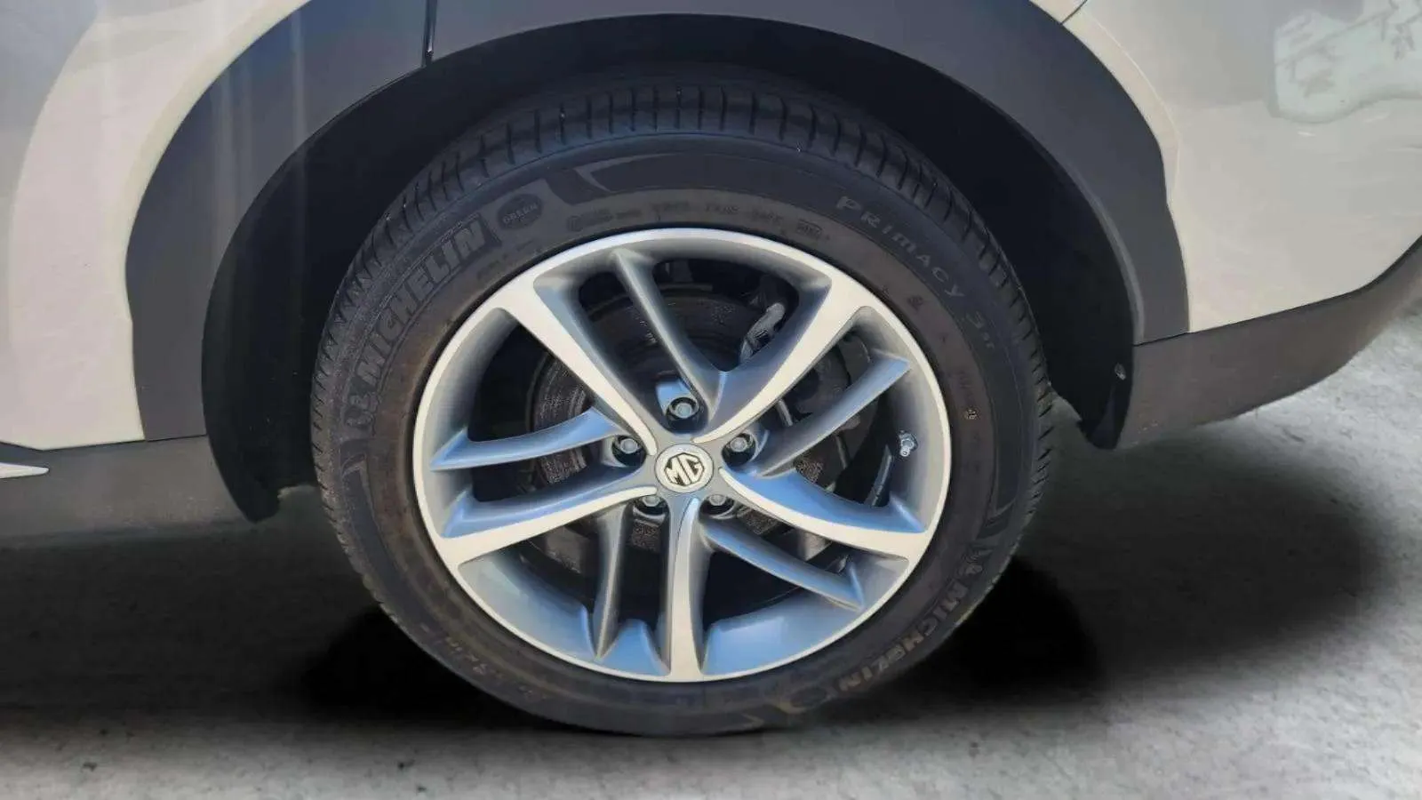 MG HS 1.5T-GDI PHEV Luxury - foto 26