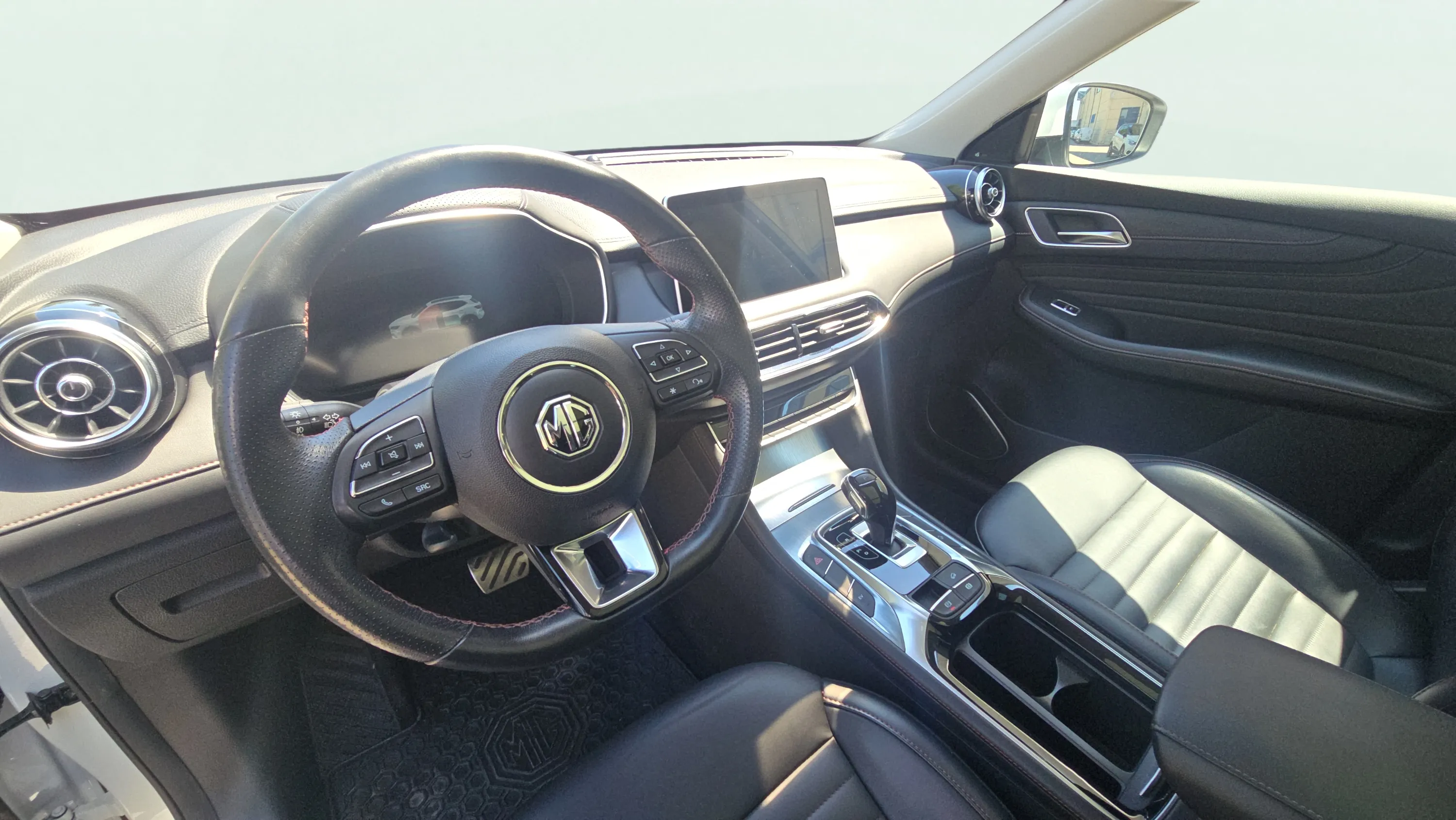 MG HS 1.5T-GDI PHEV Luxury - foto 11