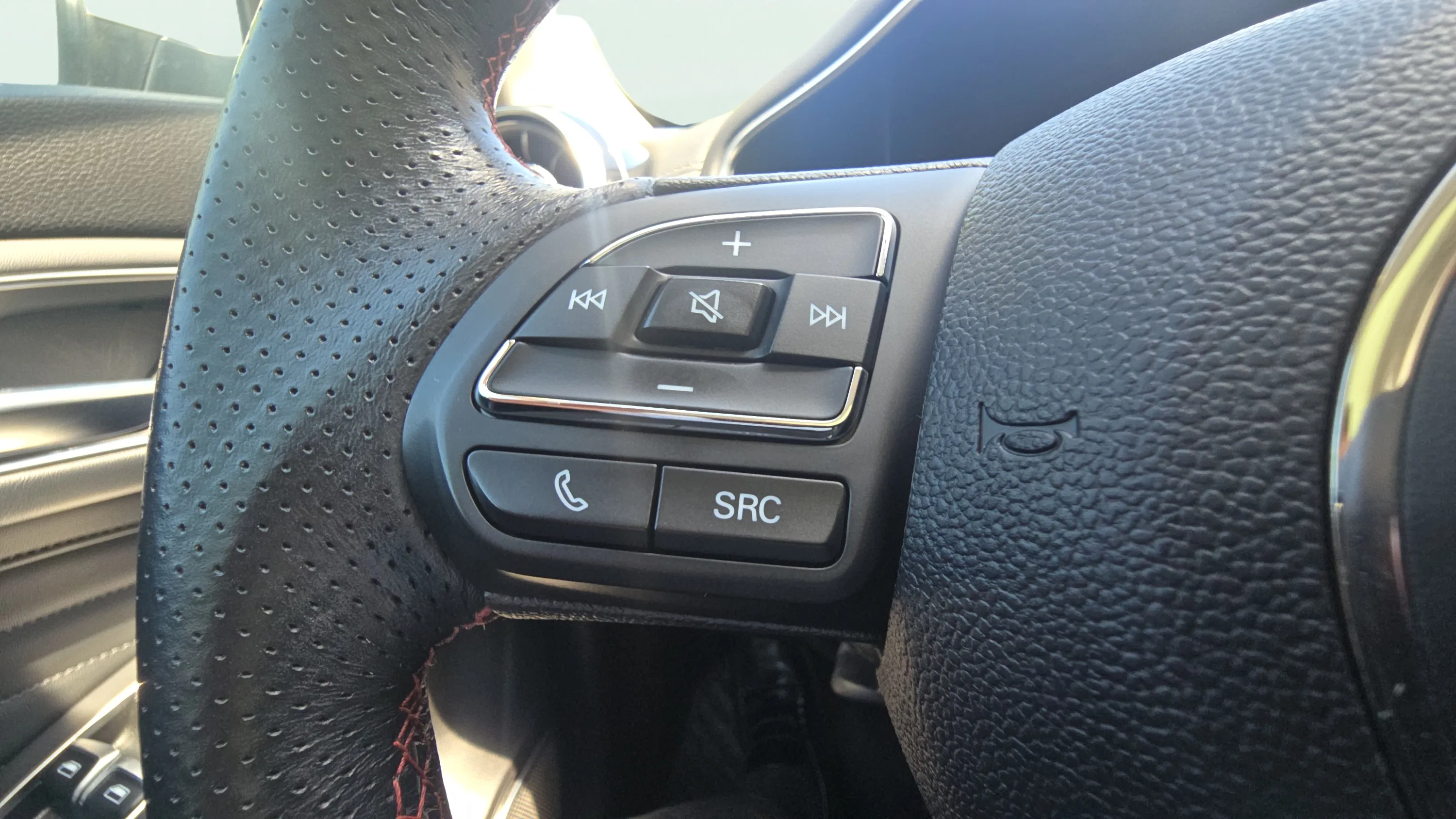 MG HS 1.5T-GDI PHEV Luxury - foto 14