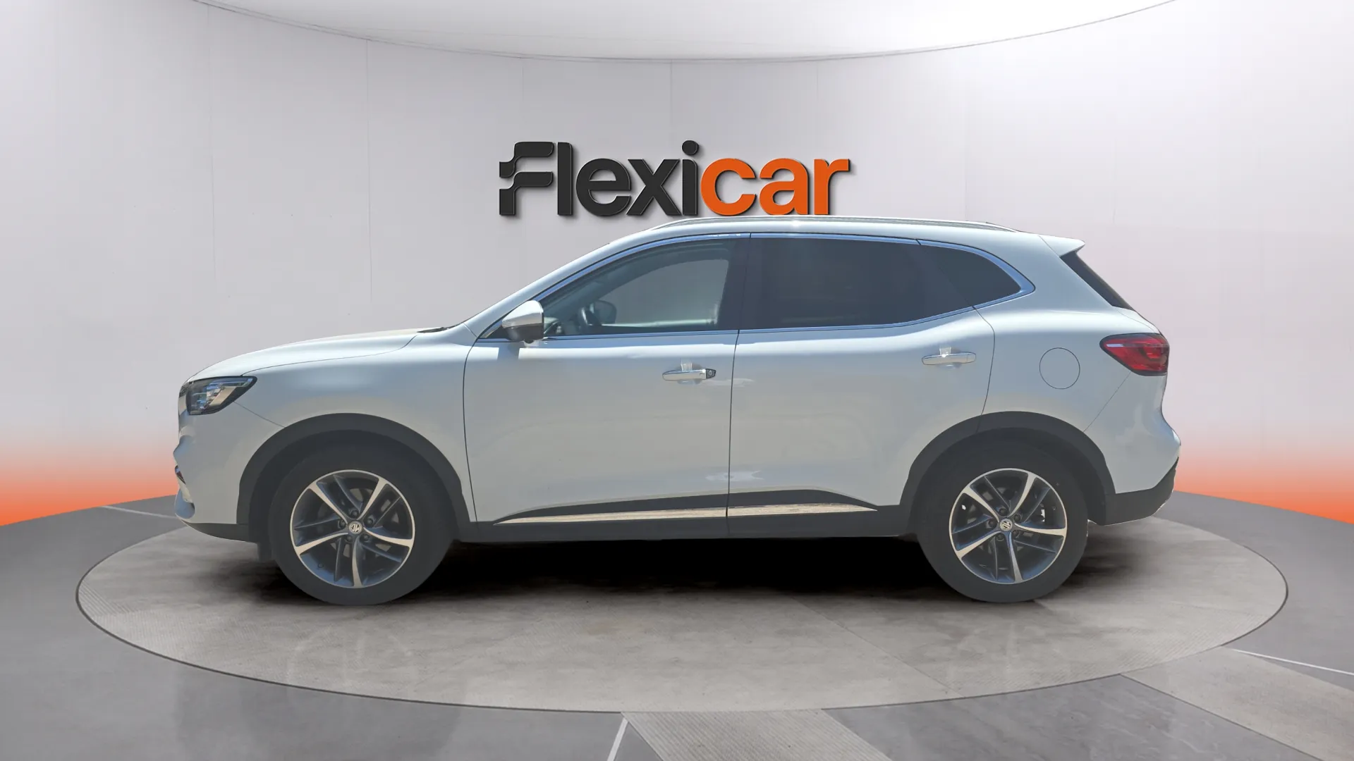 MG HS 1.5T-GDI PHEV Luxury - foto 3