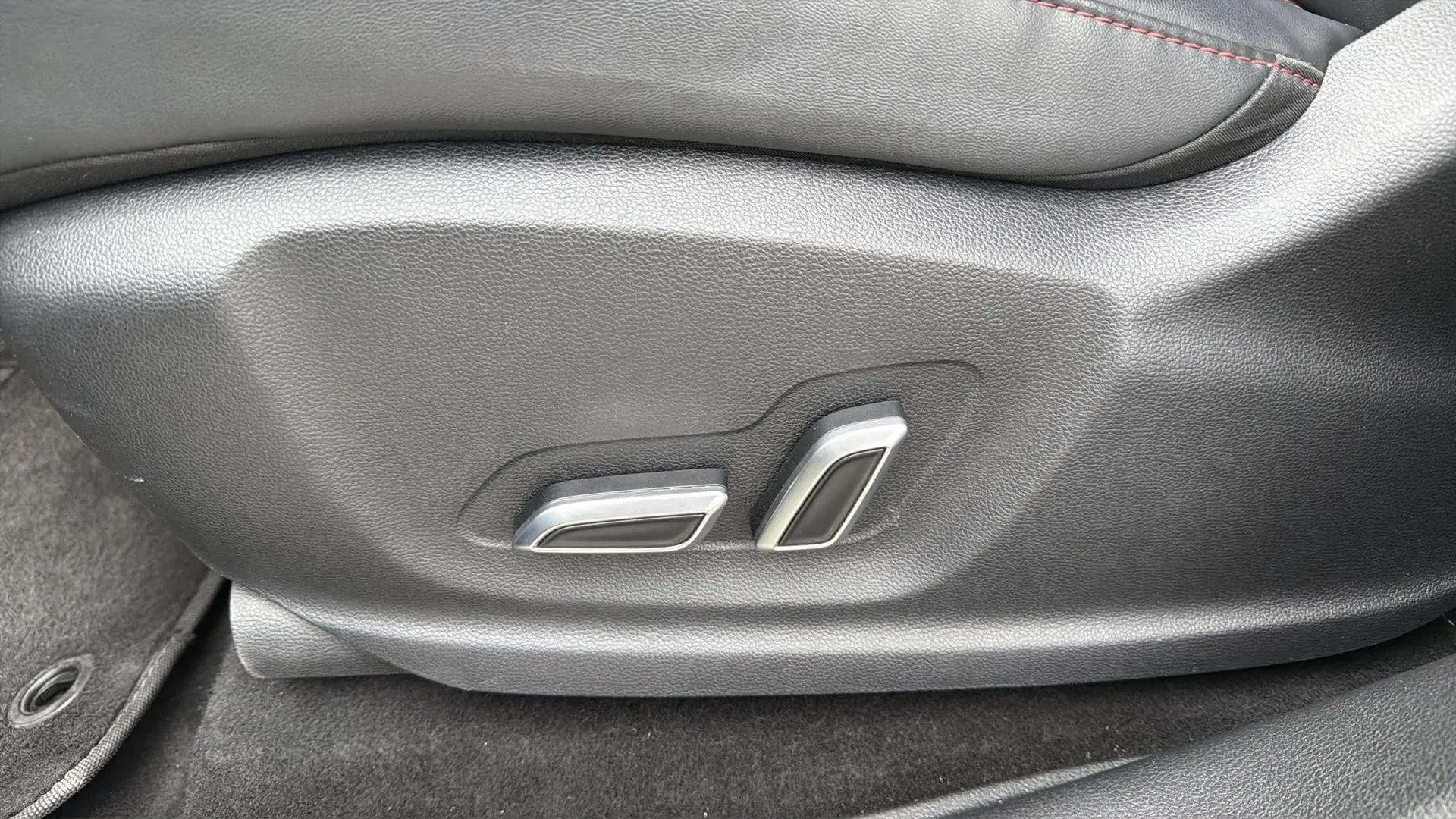 MG HS 1.5T-GDI PHEV Luxury - foto 14
