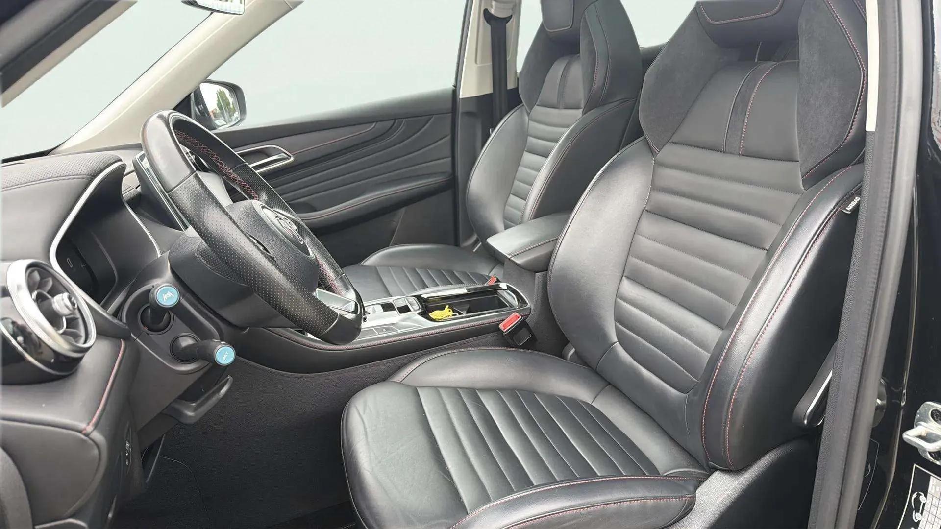 MG HS 1.5T-GDI PHEV Luxury - foto 18