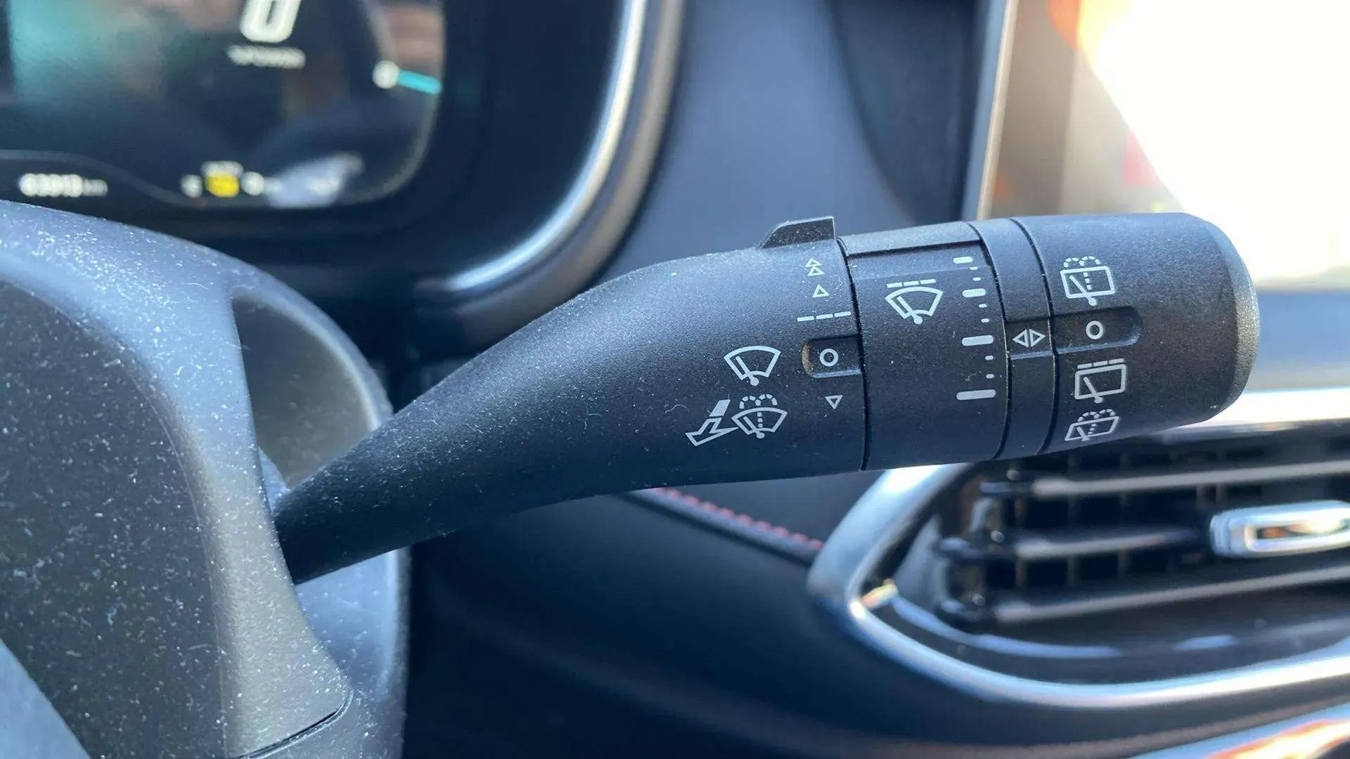MG HS 1.5T-GDI PHEV Luxury - foto 18