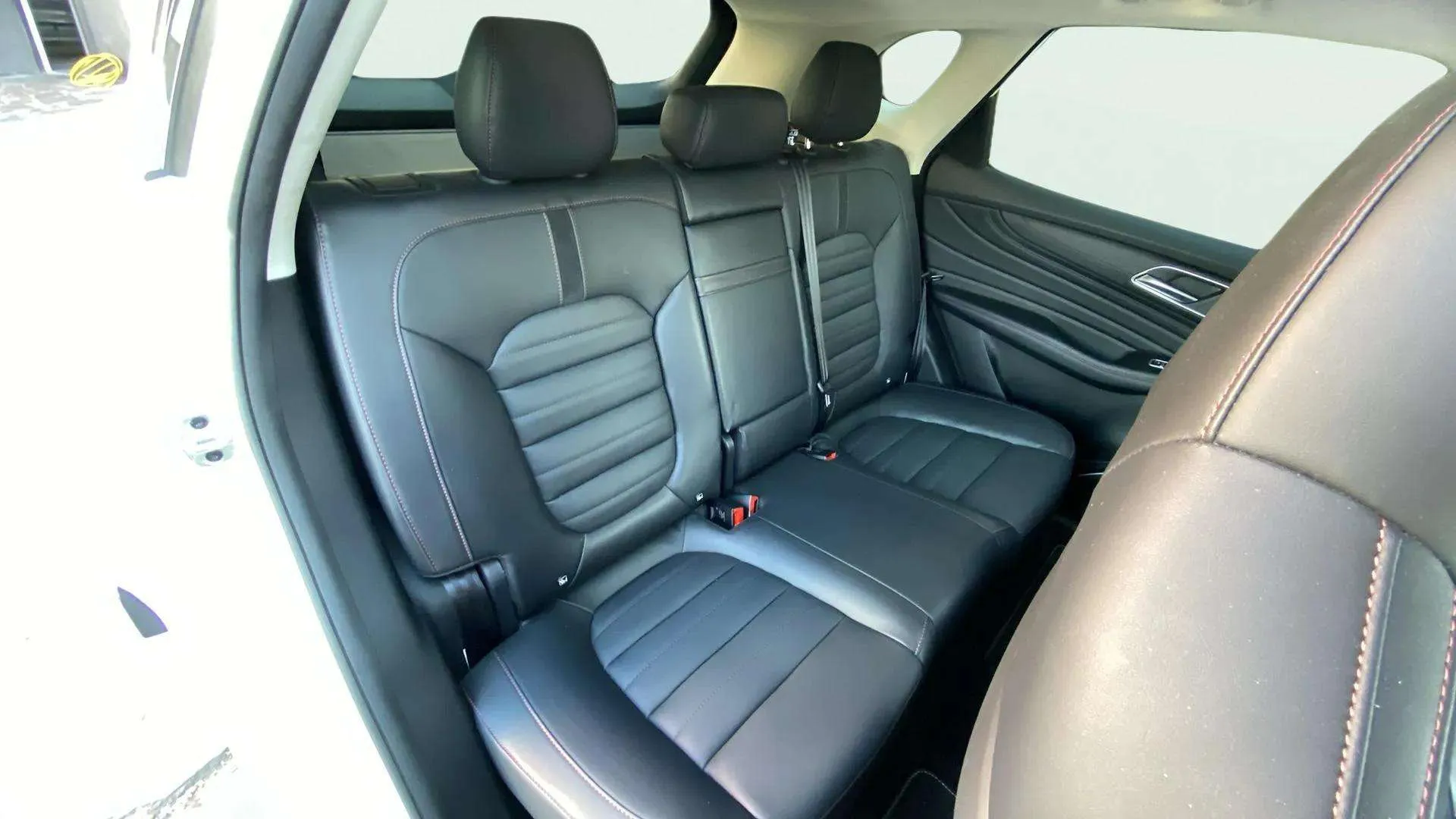 MG HS 1.5T-GDI PHEV Luxury - foto 27
