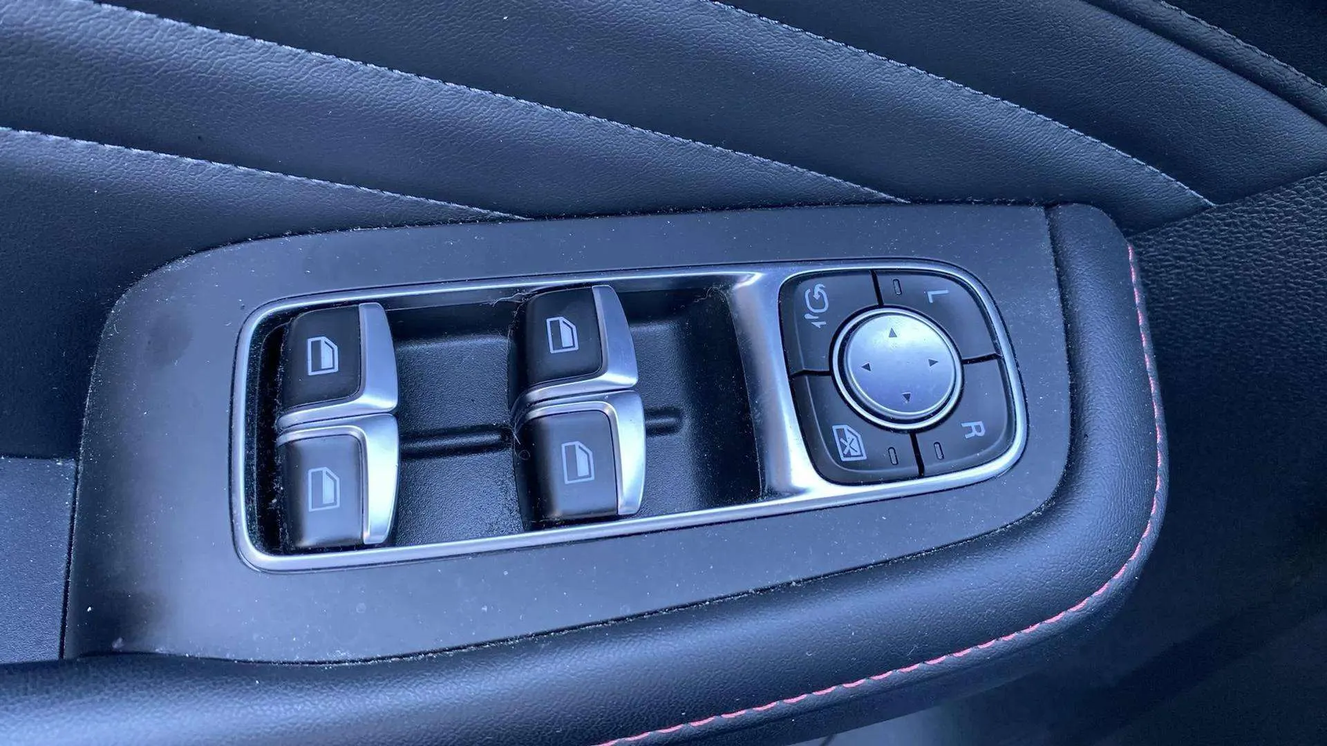 MG HS 1.5T-GDI PHEV Luxury - foto 9