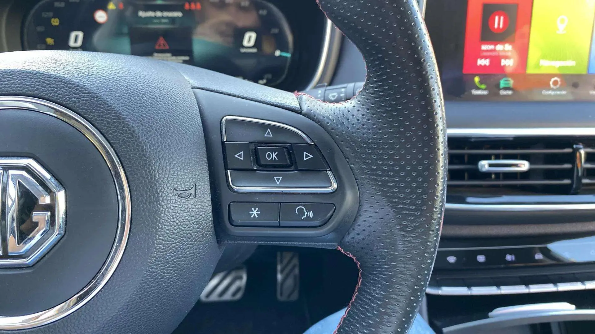 MG HS 1.5T-GDI PHEV Luxury - foto 16
