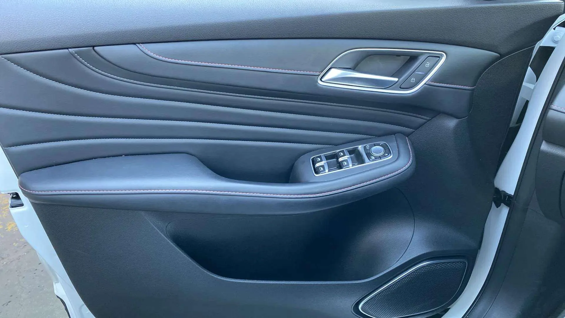 MG HS 1.5T-GDI PHEV Luxury - foto 8