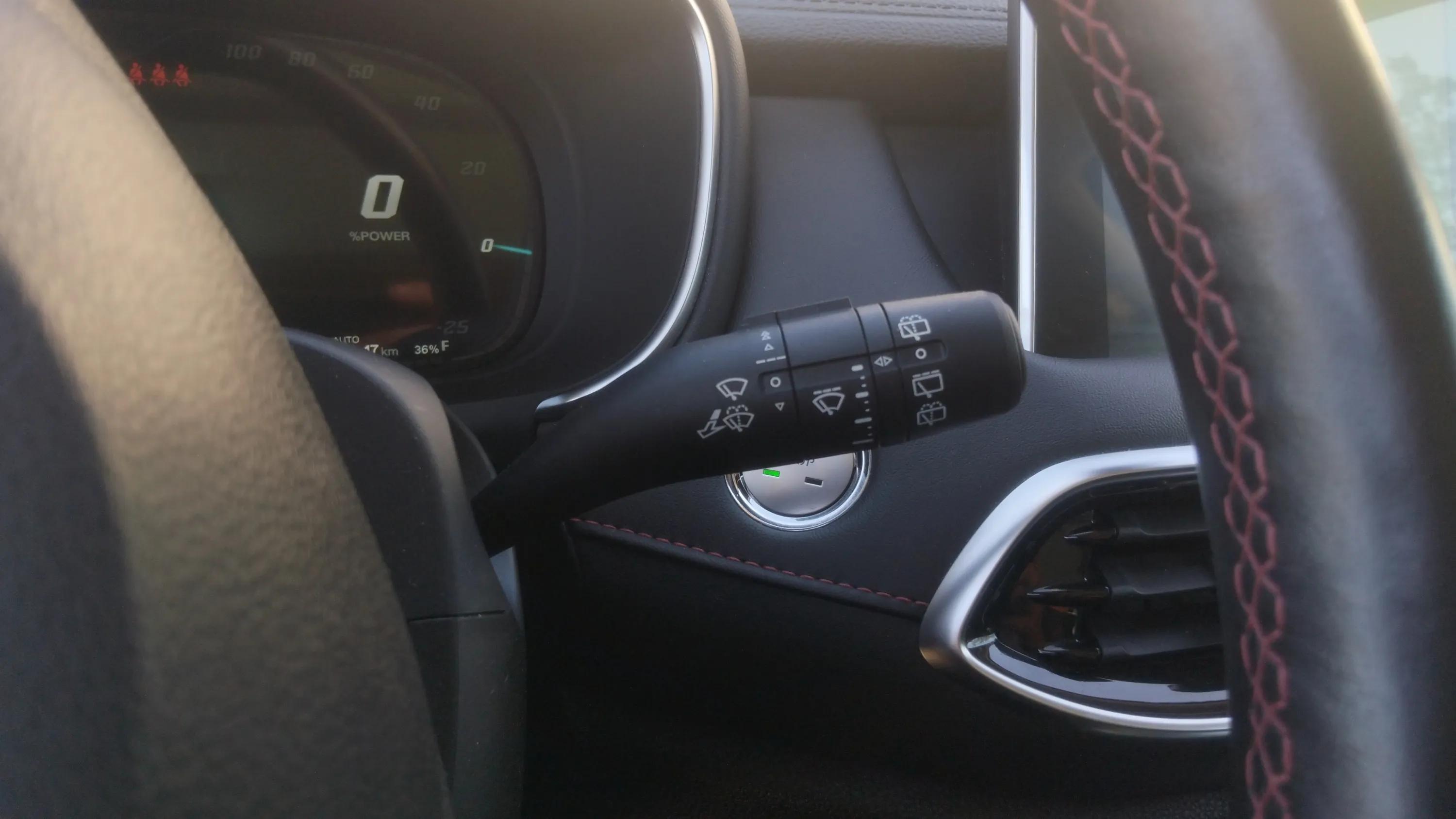 MG HS 1.5T-GDI PHEV Luxury - foto 22