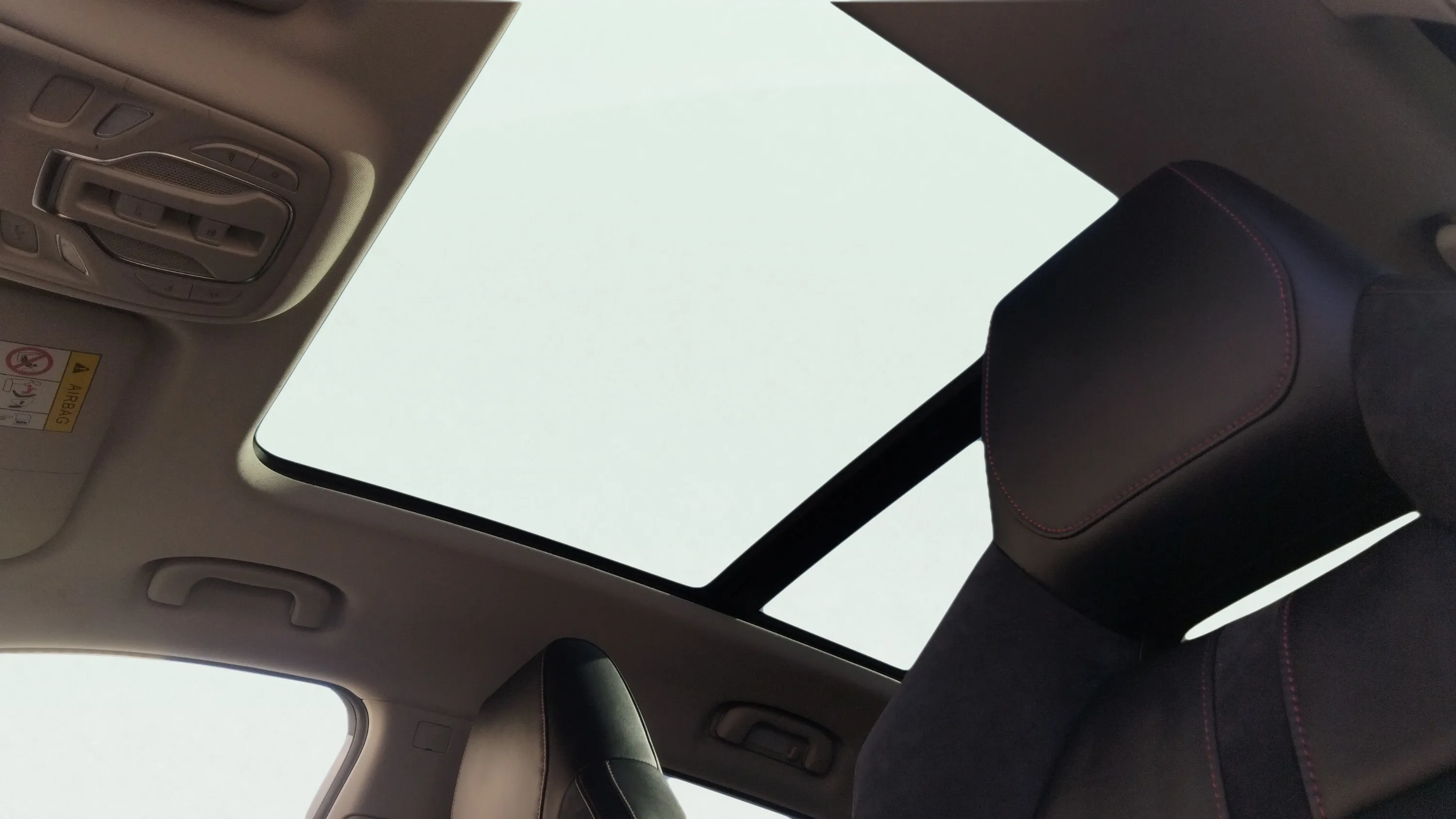 MG HS 1.5T-GDI PHEV Luxury - foto 12