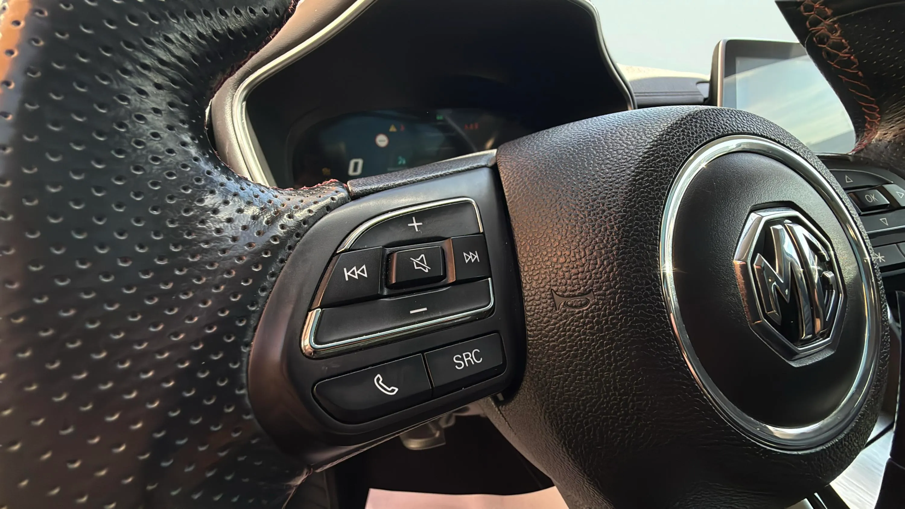 MG HS 1.5T-GDI PHEV Luxury - foto 14