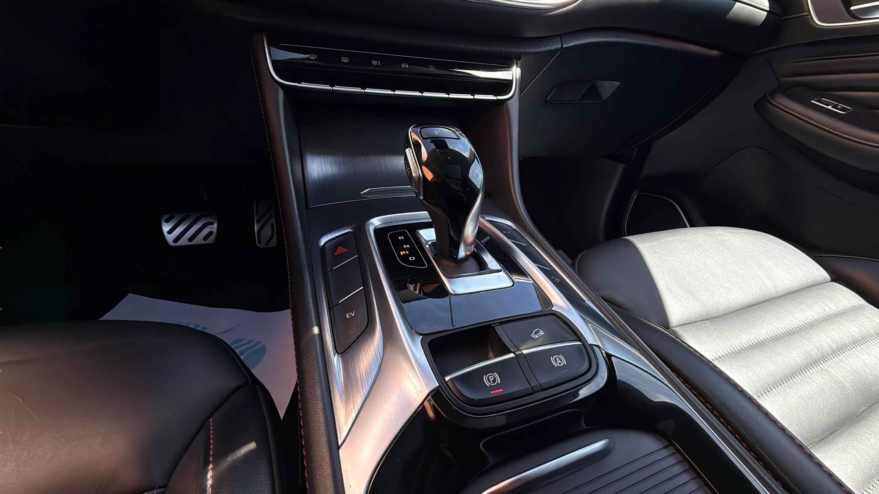 MG HS 1.5T-GDI PHEV Luxury - foto 16