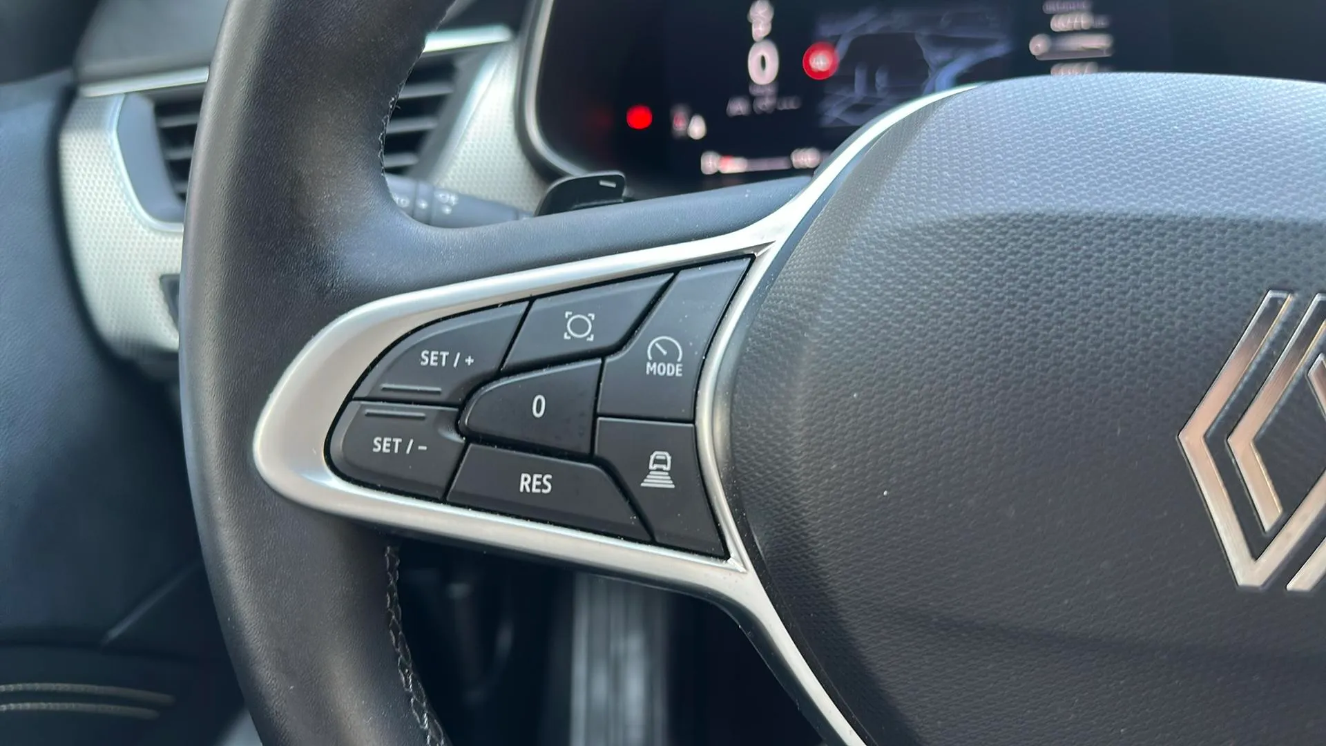 Renault Arkana Techno TCe EDC mild hybrid - foto 14