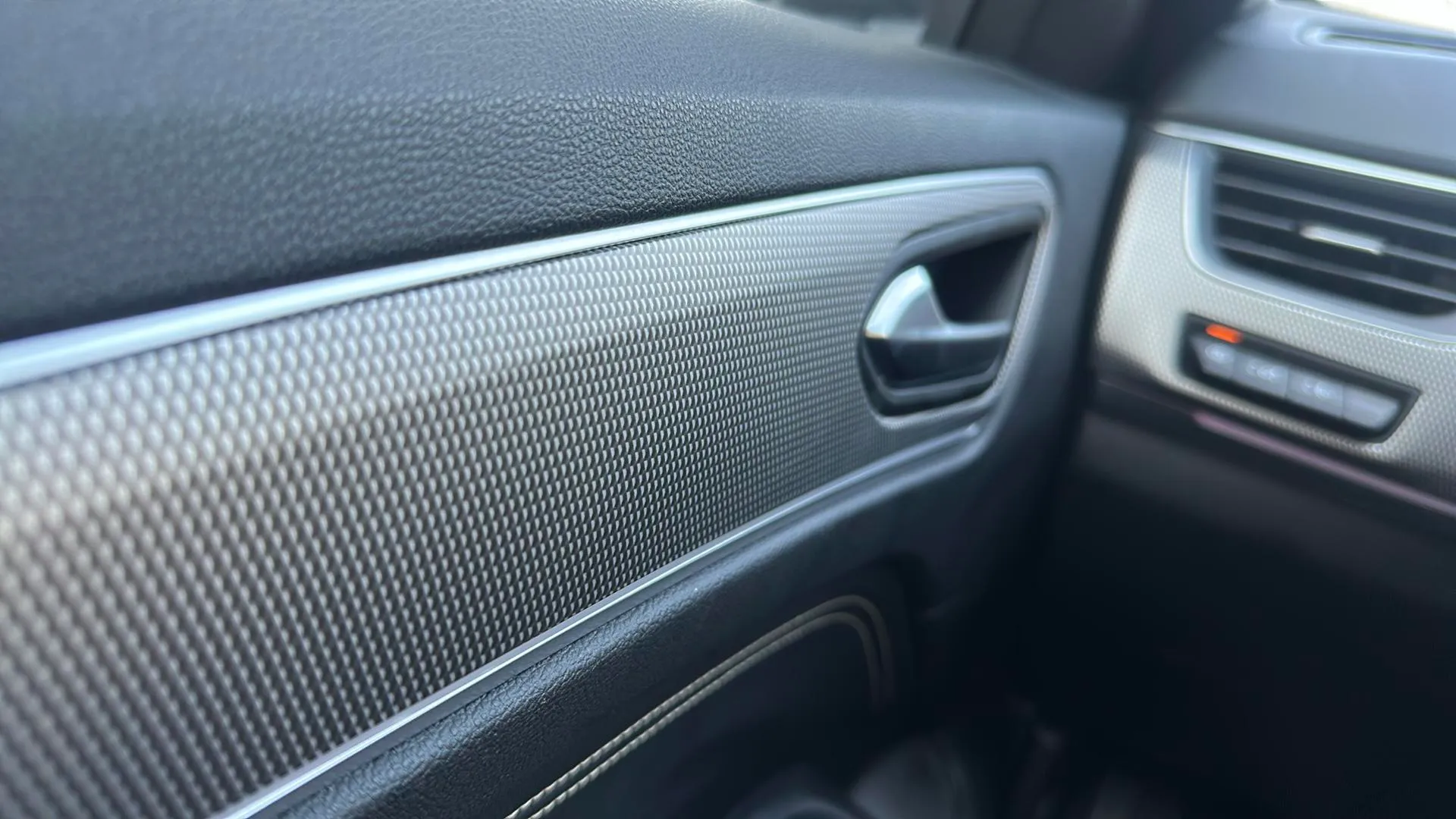 Renault Arkana Techno TCe EDC mild hybrid - foto 16