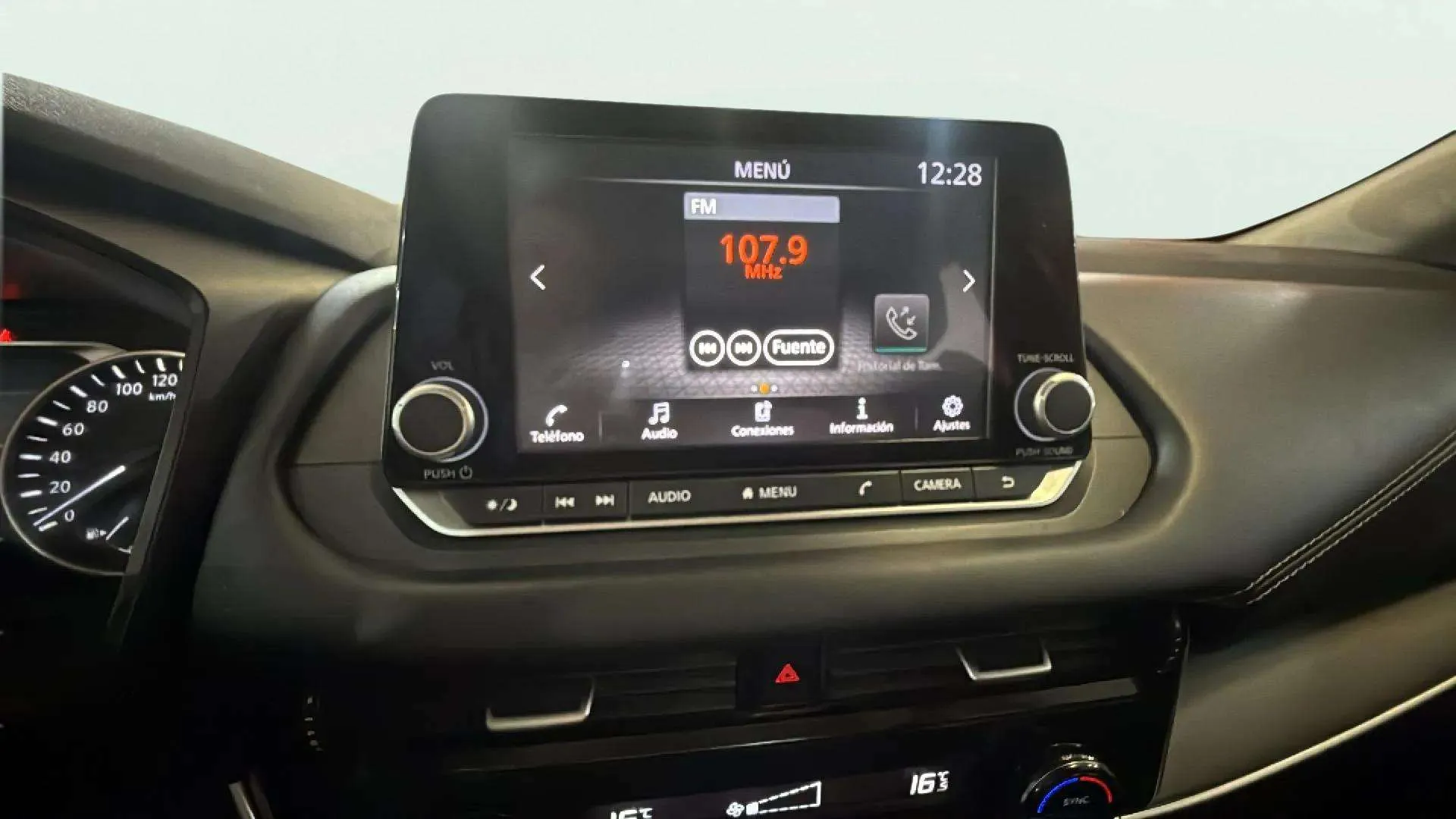 Nissan Qashqai DIG-T mHEV 4x2 Acenta - foto 16
