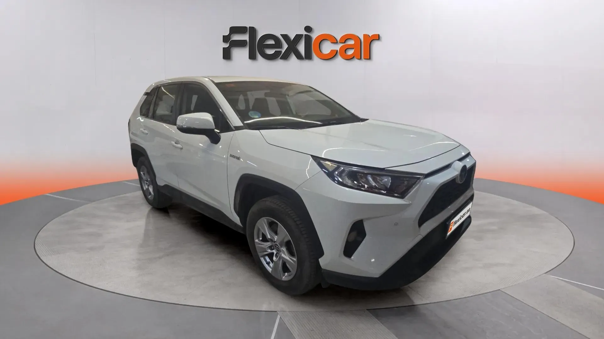 Toyota RAV4 2.5l 220H Business 4WD