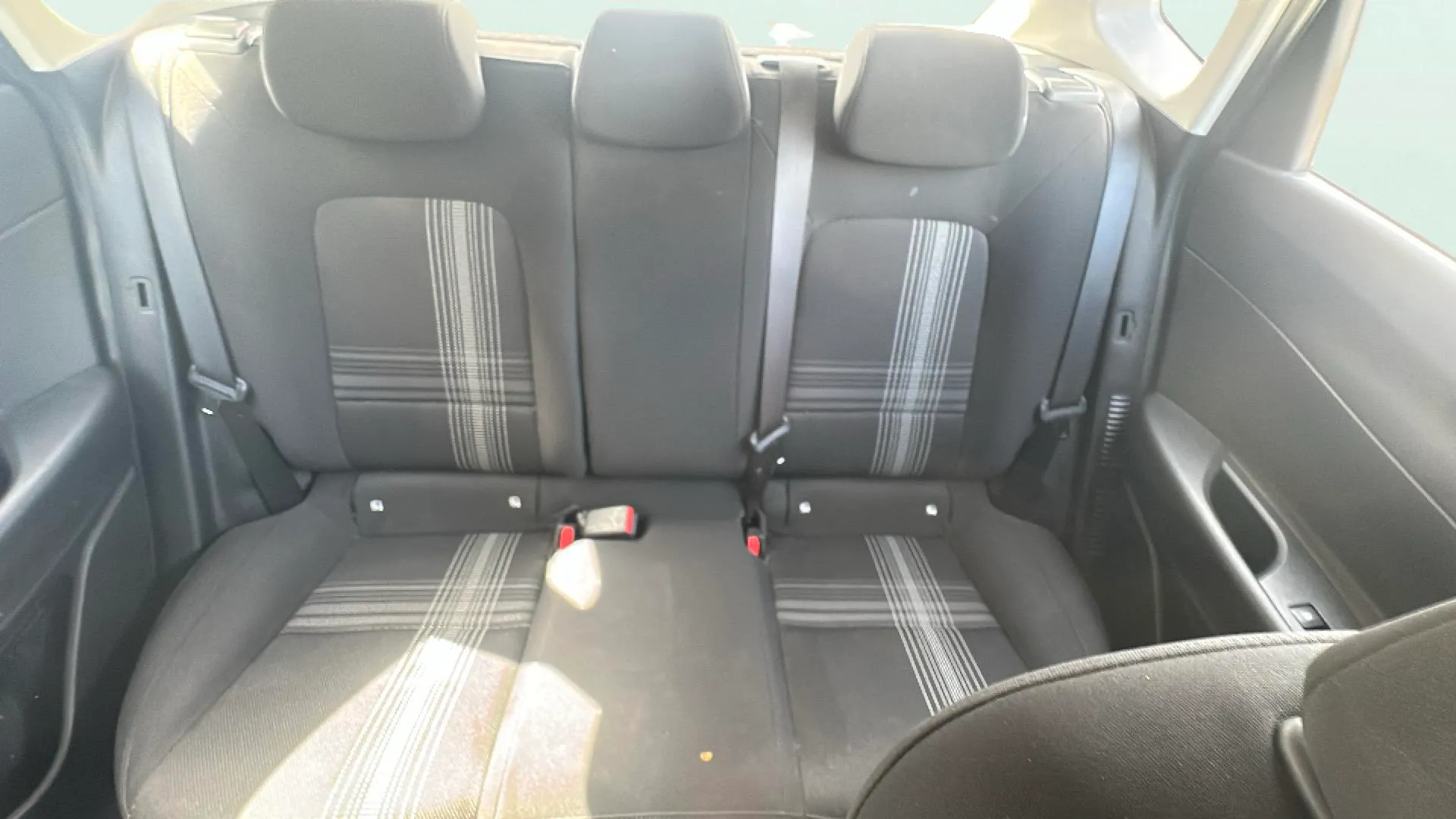 Hyundai i20 1.0 T-GDi 48V Essence - foto 16