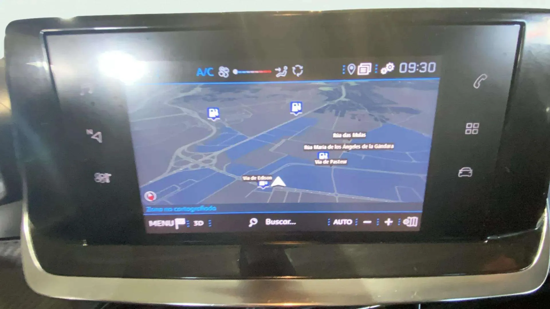 Peugeot 2008 Active Pack PureTech 100 BVM6 - foto 21