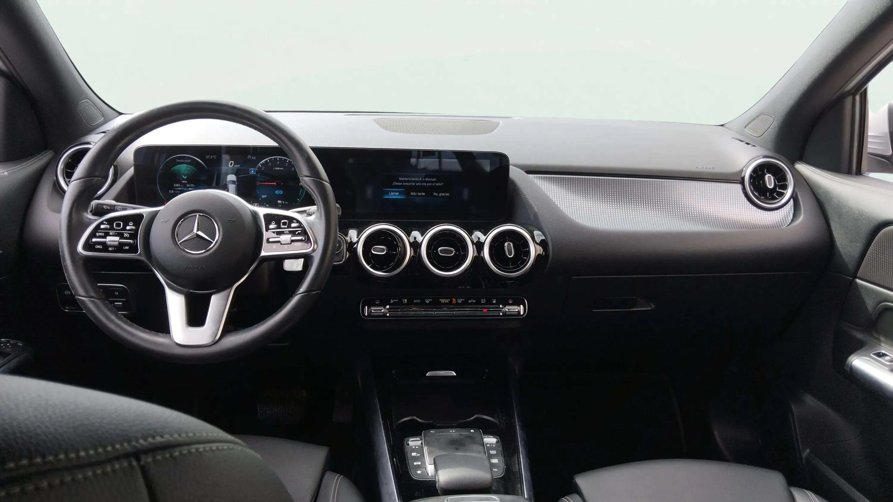 Mercedes-Benz GLA 250 e - foto 12
