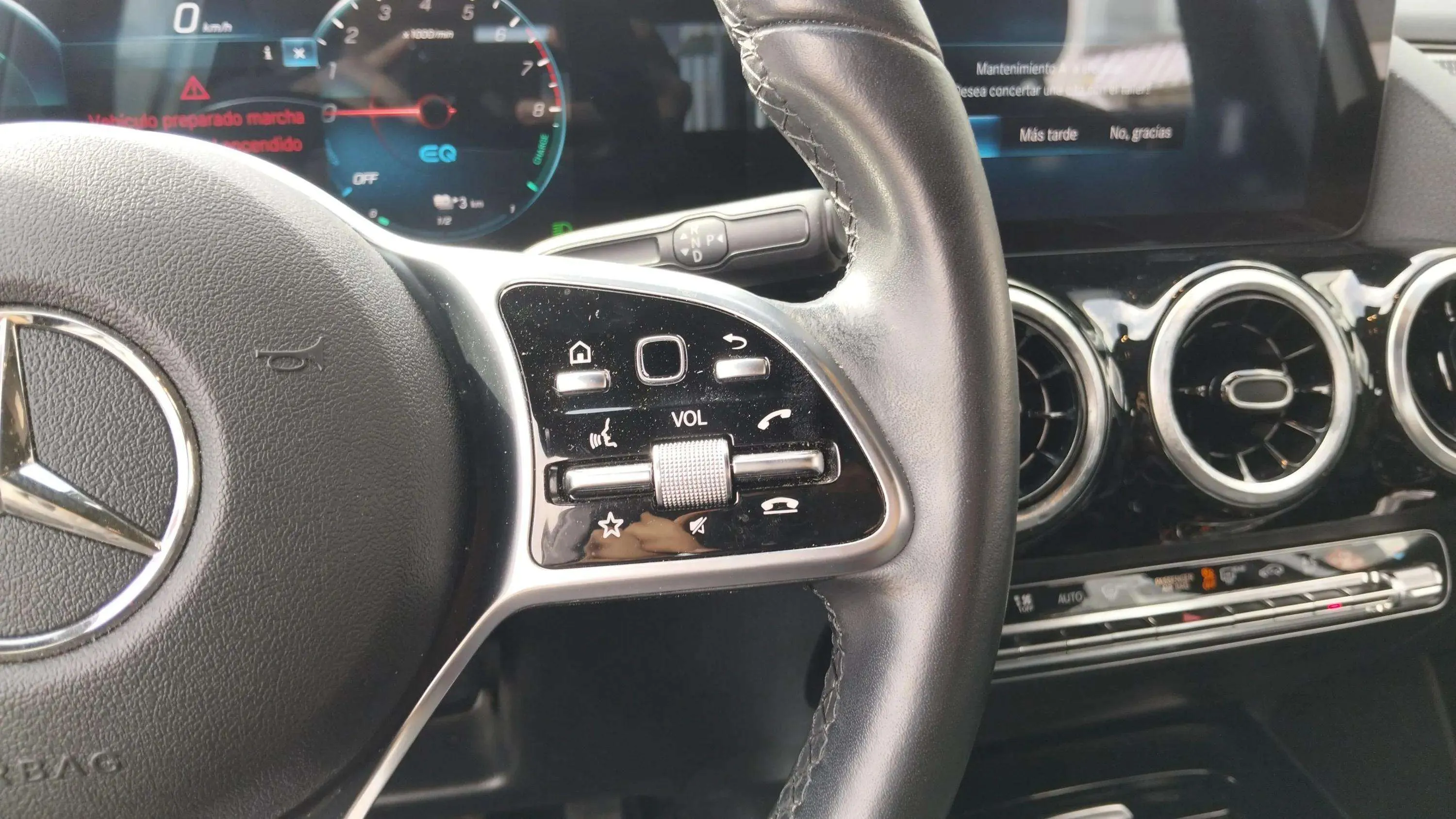 Mercedes-Benz GLA 250 e - foto 9