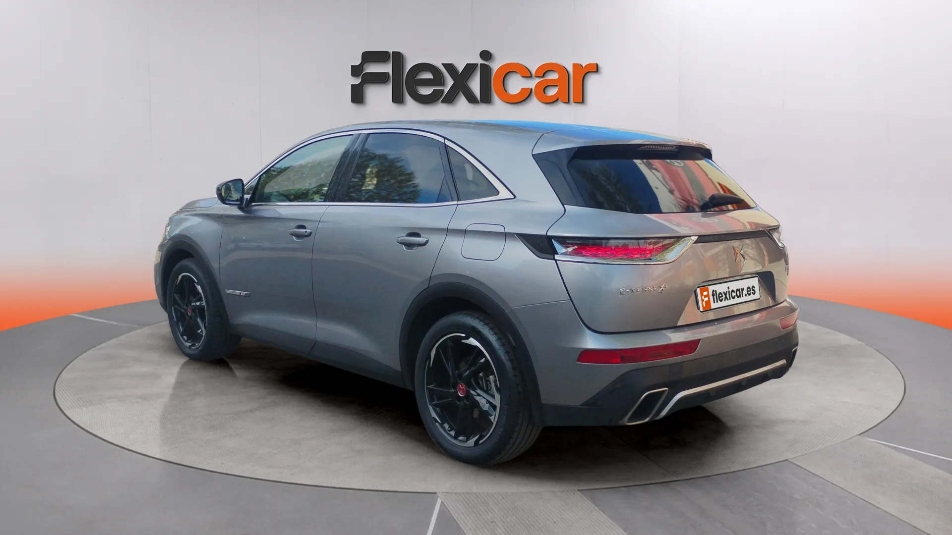 DS DS 7 Crossback 1.6 E-Tense 300 Perf. Line 4WD - foto 7