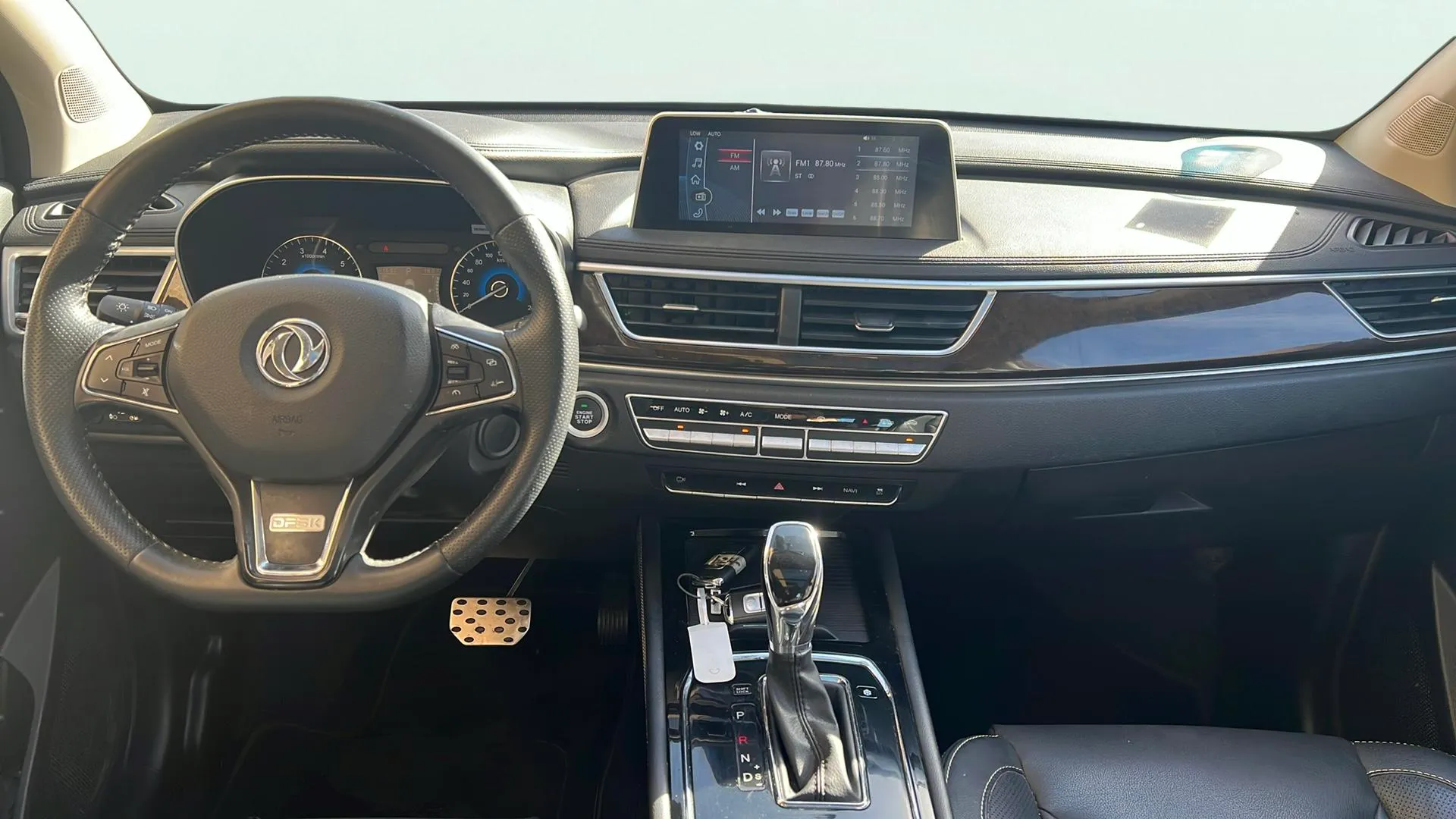 DFSK 580 1.5 T Luxury - foto 10