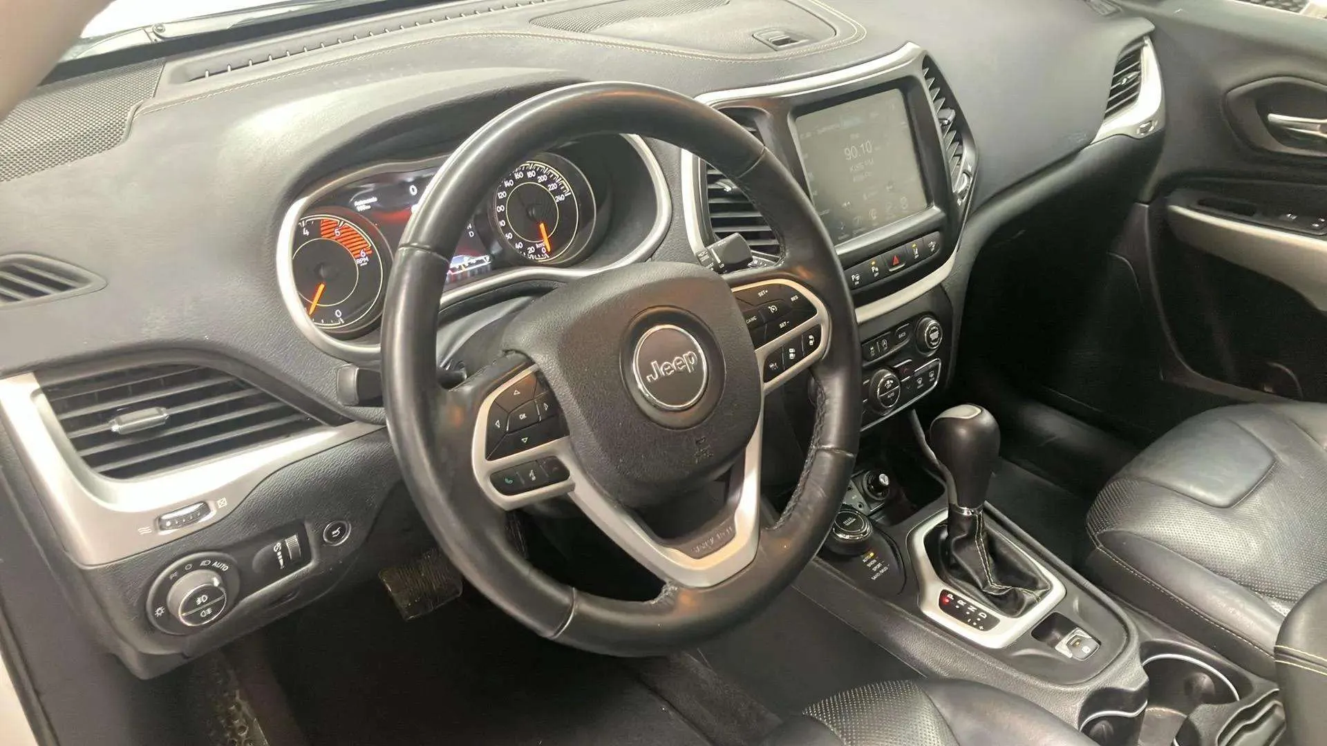 Jeep Cherokee 2.2 CRD Limited 4x4 Ac. D.II - foto 6