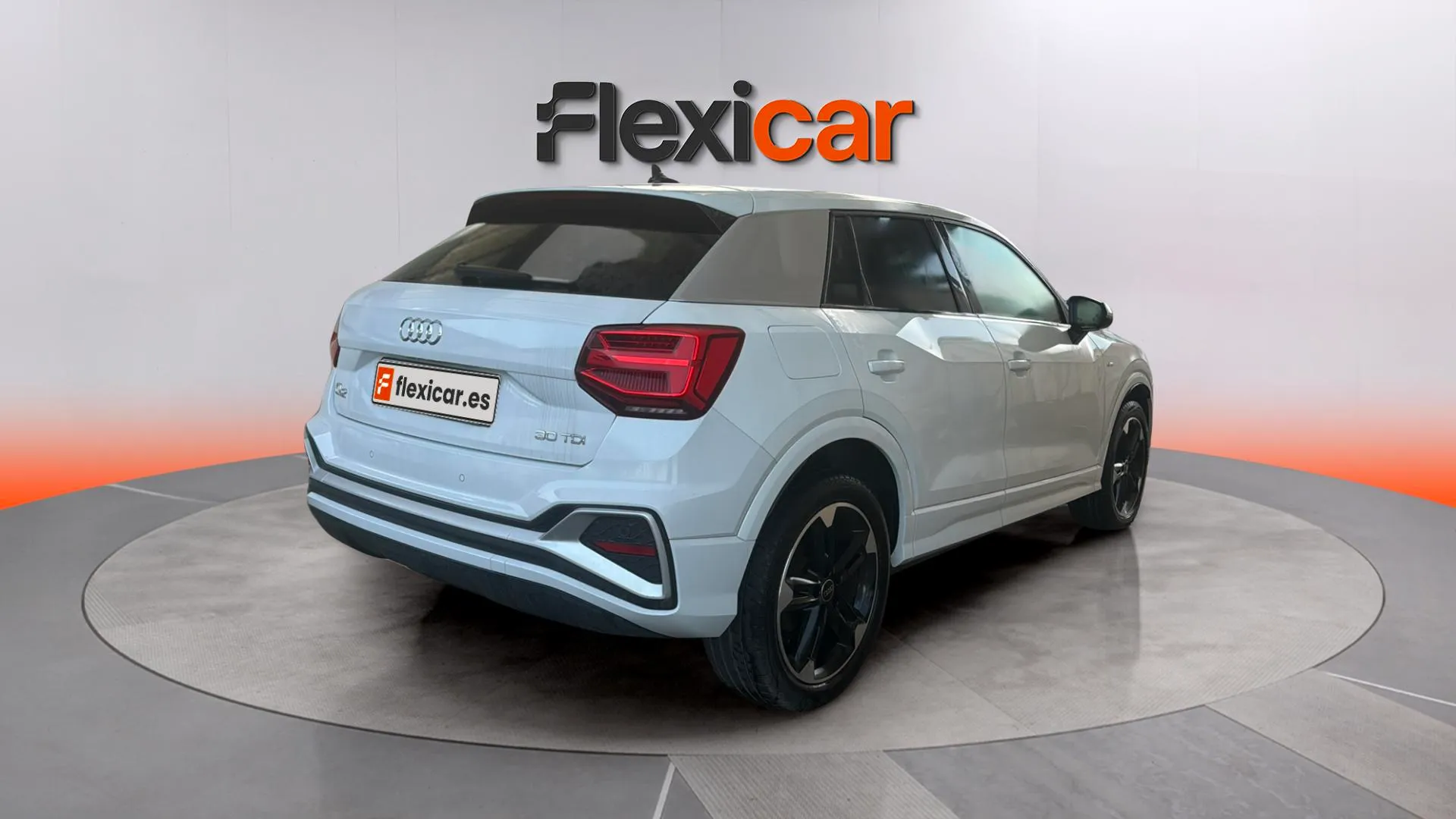 Audi Q2 S line 30 TDI S tronic - foto 2