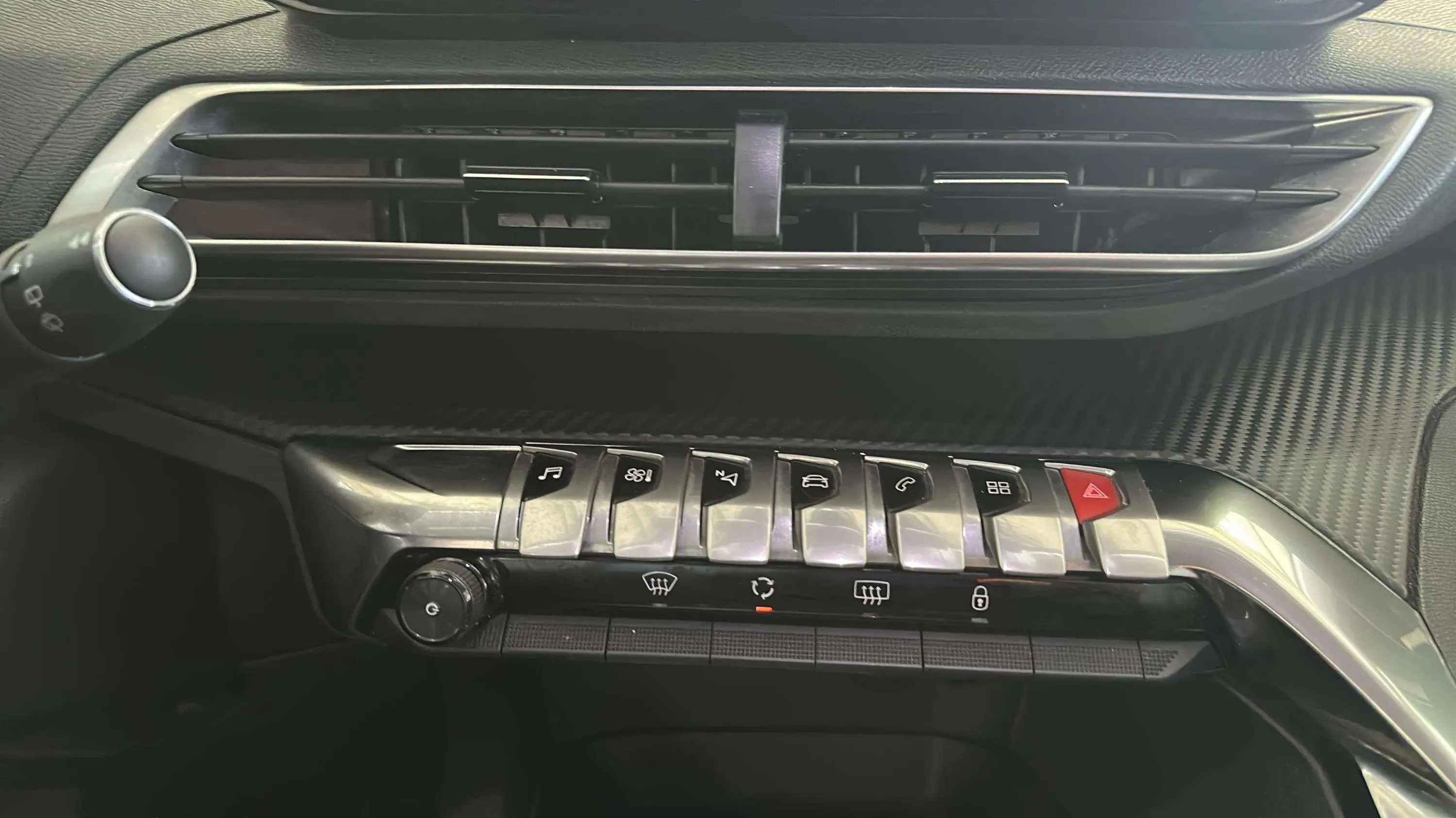Peugeot 3008 1.2 PureTech Allure EAT8 - foto 14
