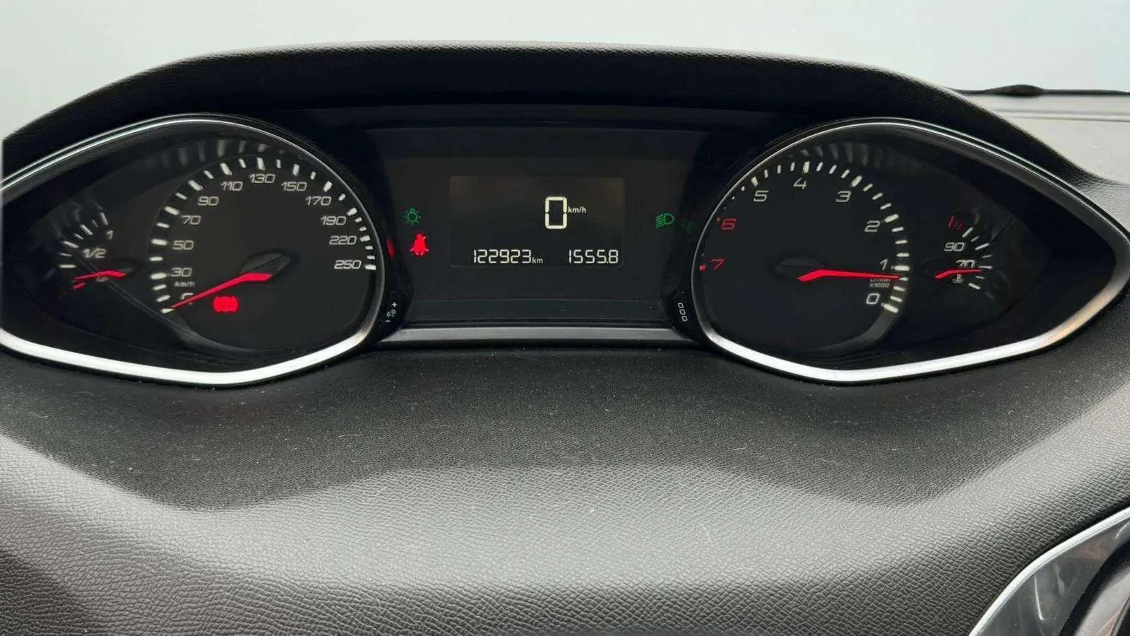 Peugeot 308 SW Style 1.2 PureTech 130 - foto 16