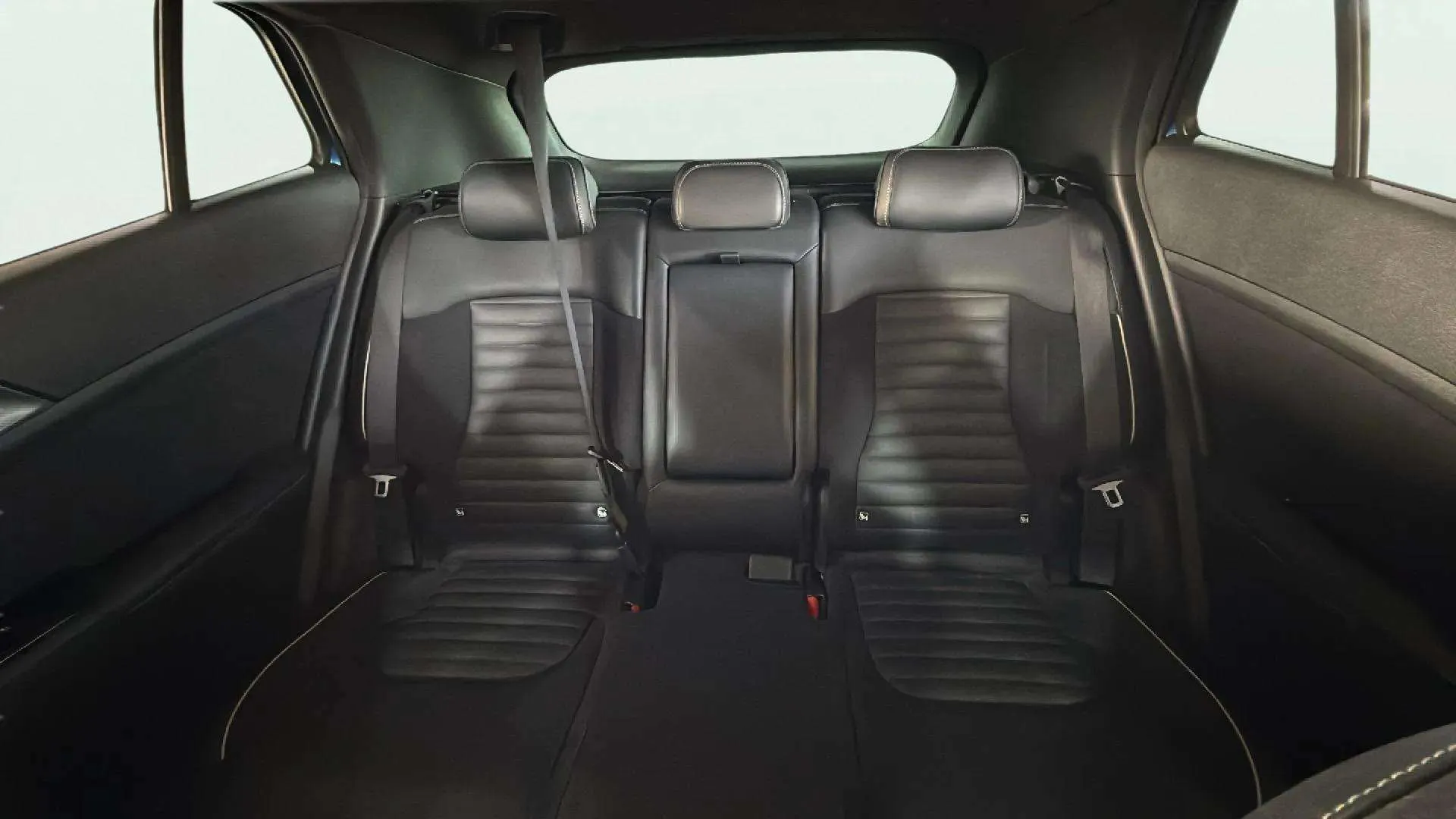 Kia Sportage 1.6 T-GDi HEV GT-line 4x2 - foto 29