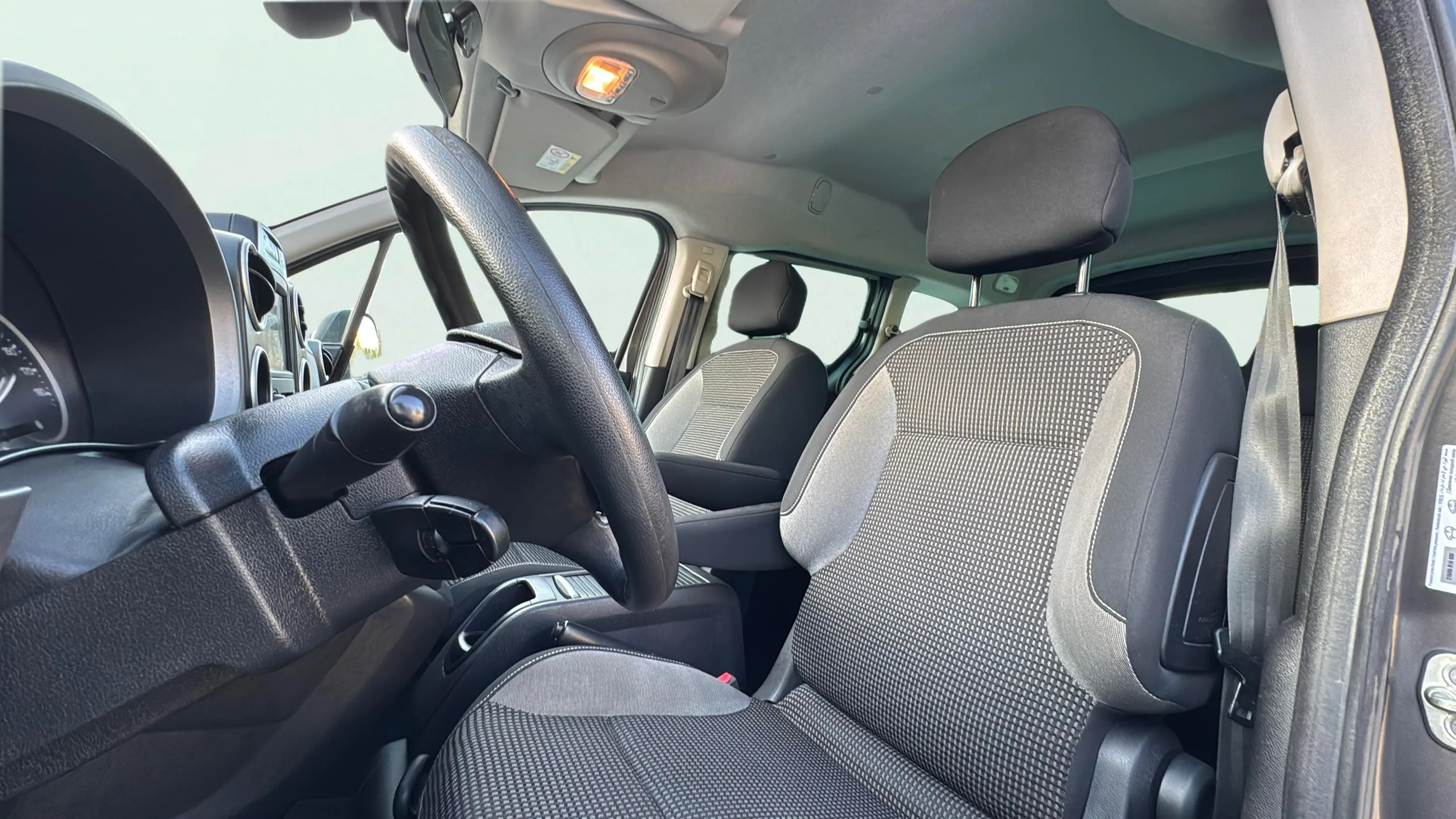 Peugeot Partner Tepee Adventure Ed 1.2 PureTech - foto 22