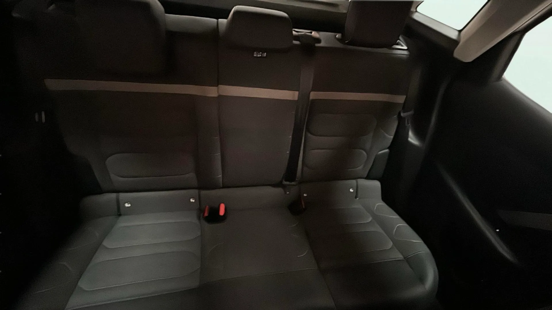 Citroën C4 BlueHDi 130 EAT8 Feel Pack - foto 13