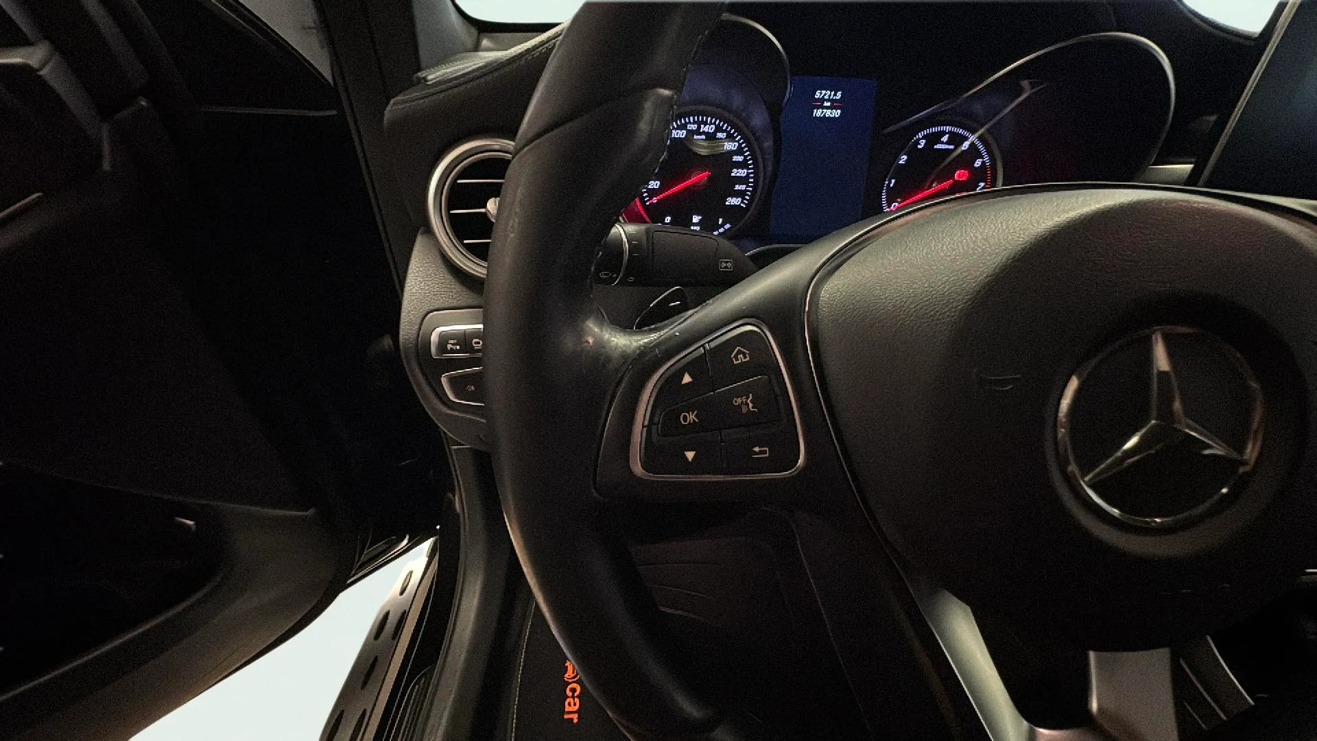 Mercedes-Benz GLC 250 4MATIC - foto 22