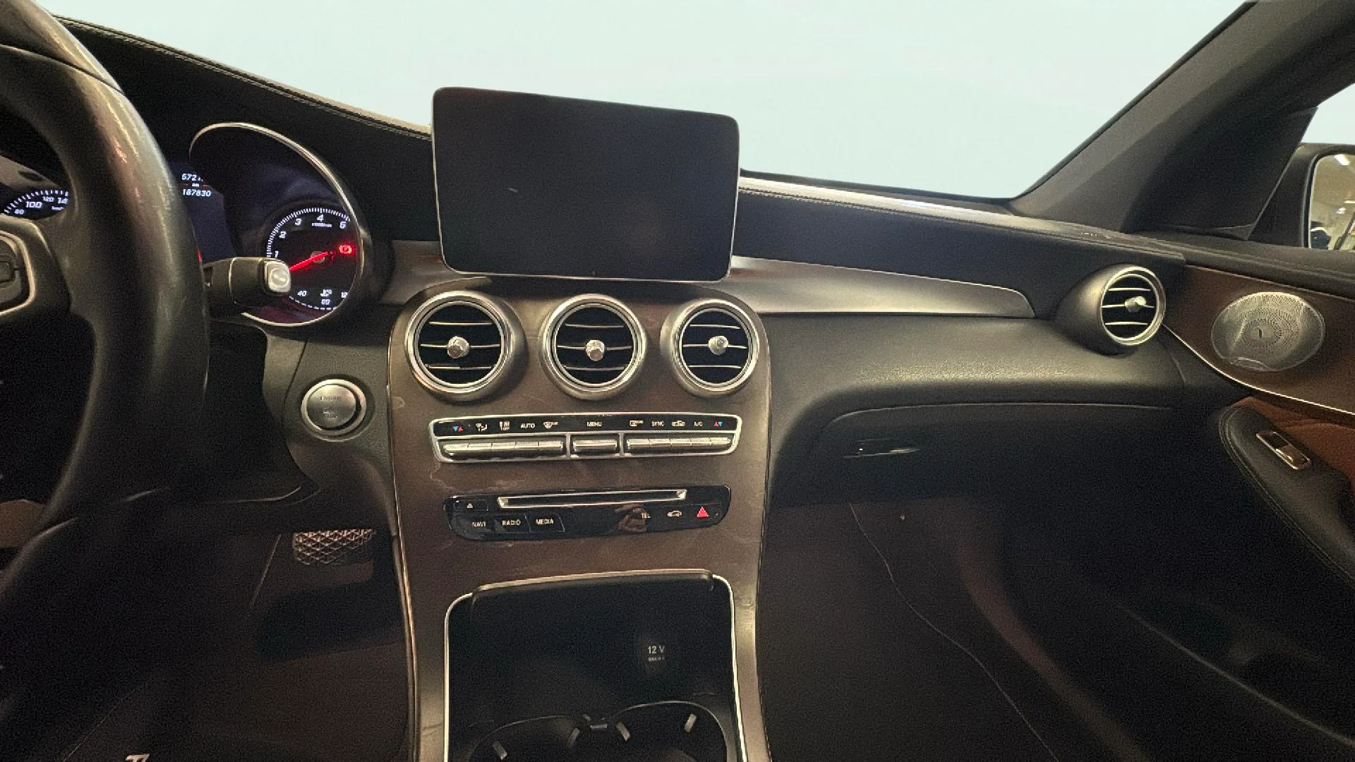 Mercedes-Benz GLC 250 4MATIC - foto 13