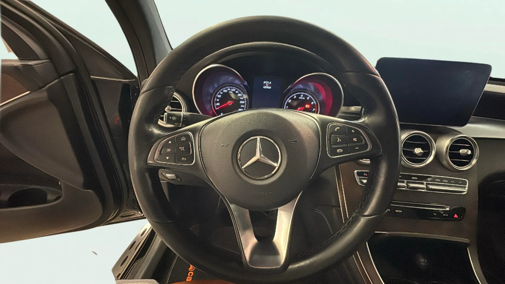 Mercedes-Benz GLC 250 4MATIC - foto 14