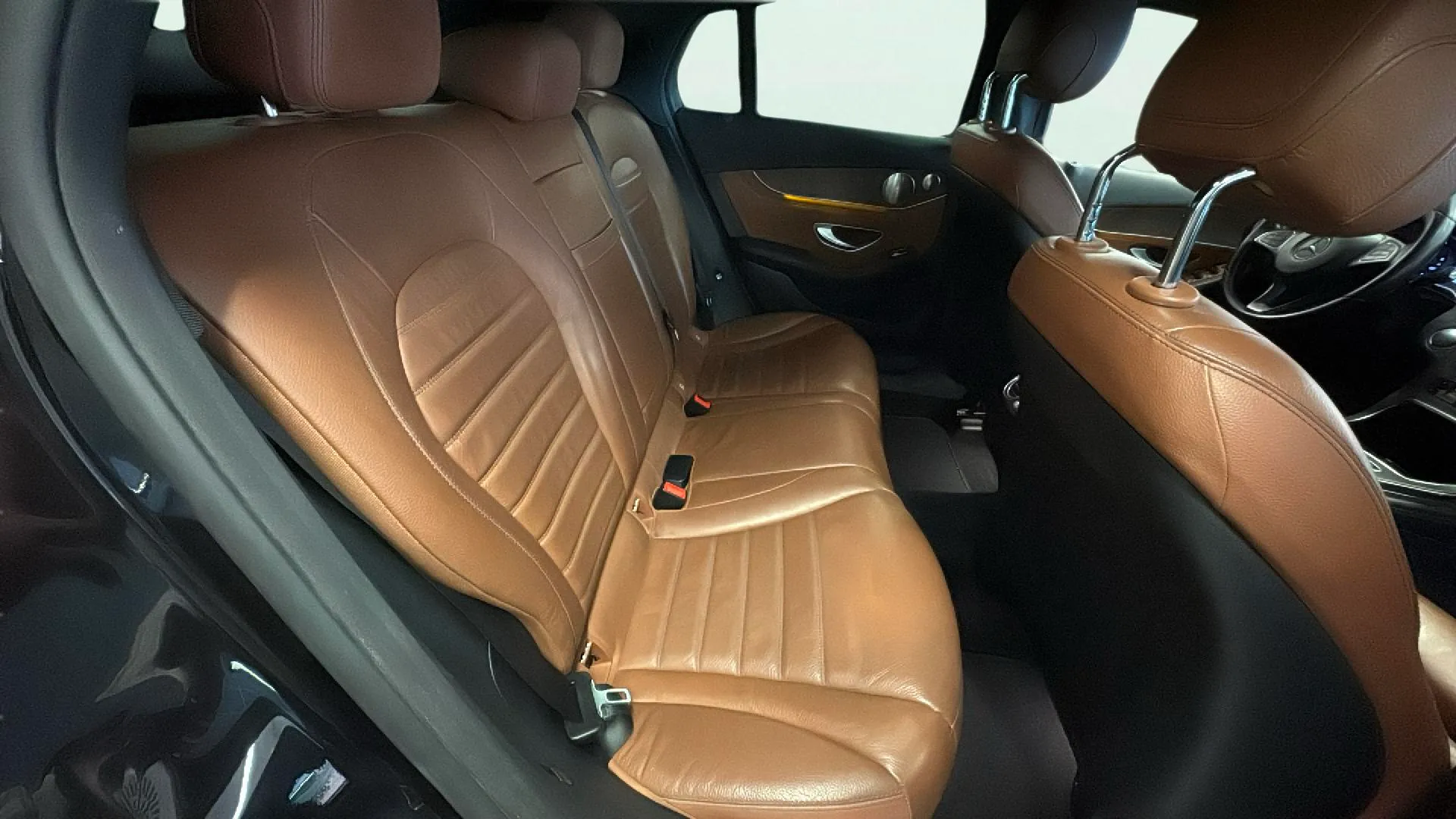 Mercedes-Benz GLC 250 4MATIC - foto 17