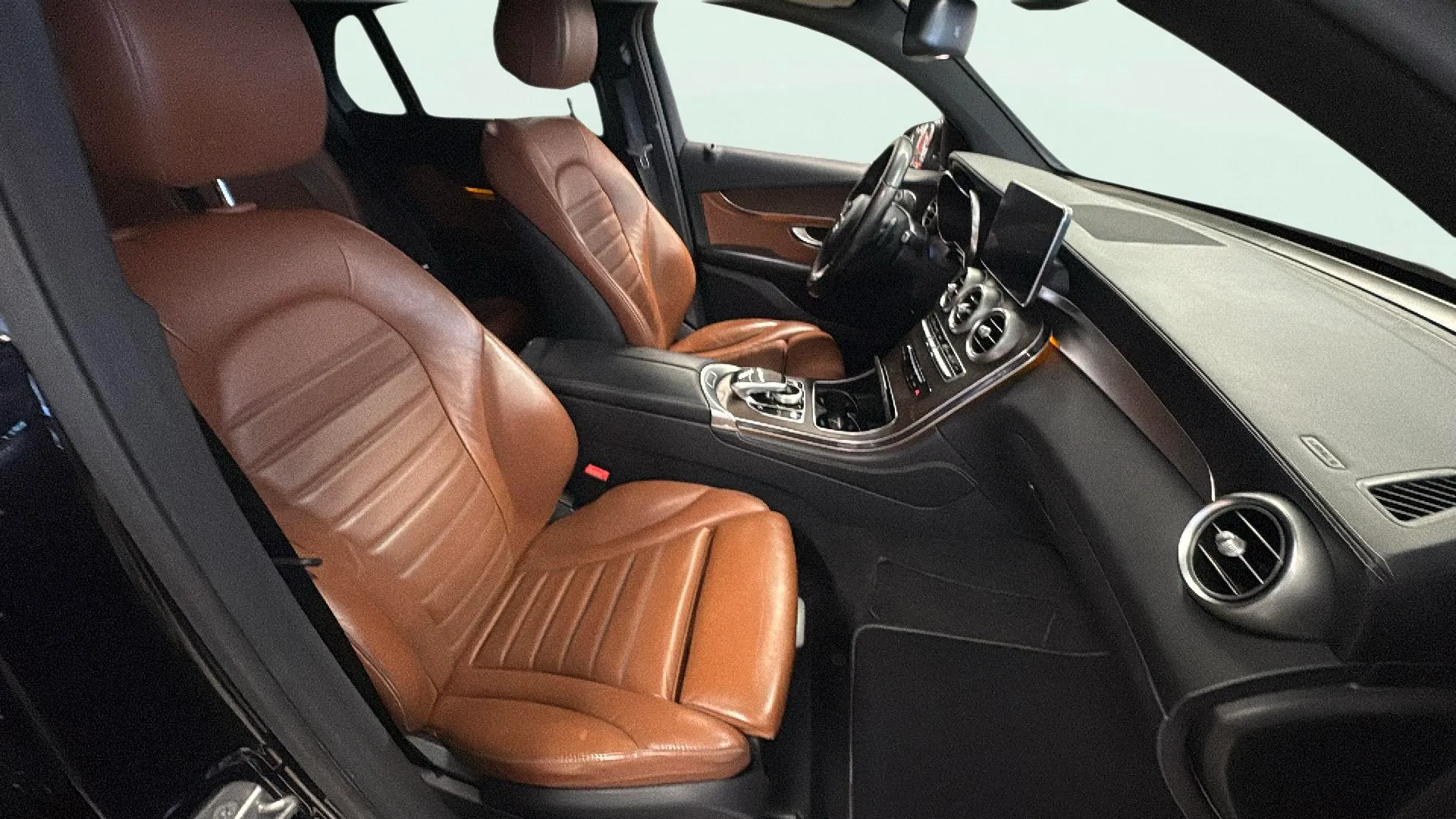 Mercedes-Benz GLC 250 4MATIC - foto 16