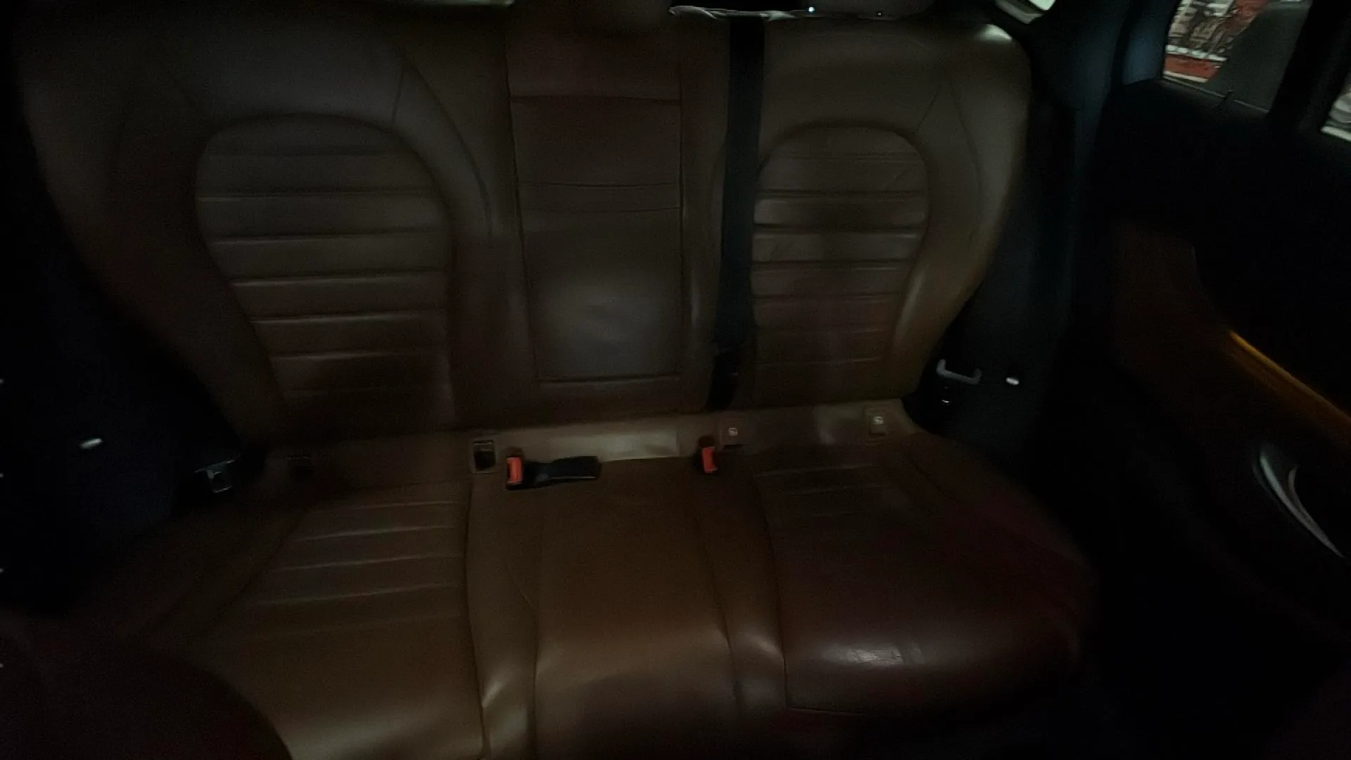 Mercedes-Benz GLC 250 4MATIC - foto 18