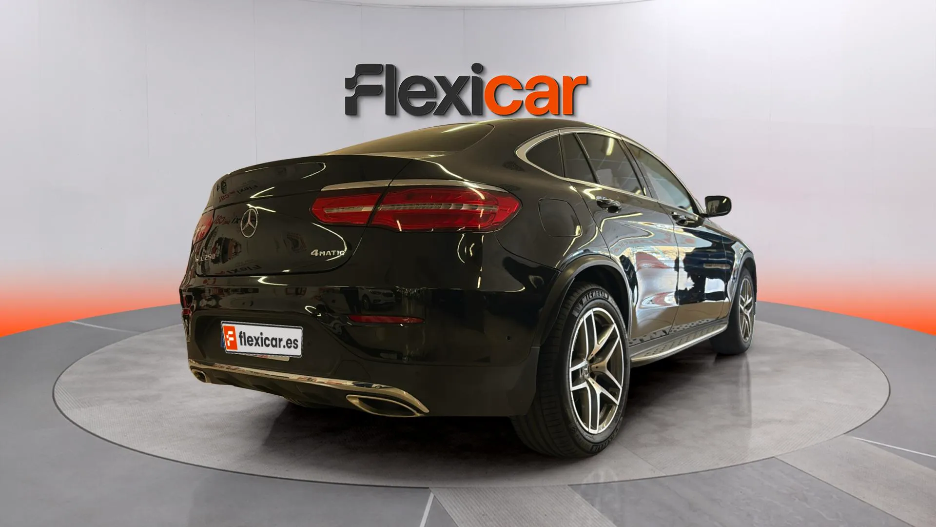 Mercedes-Benz GLC 250 4MATIC - foto 7