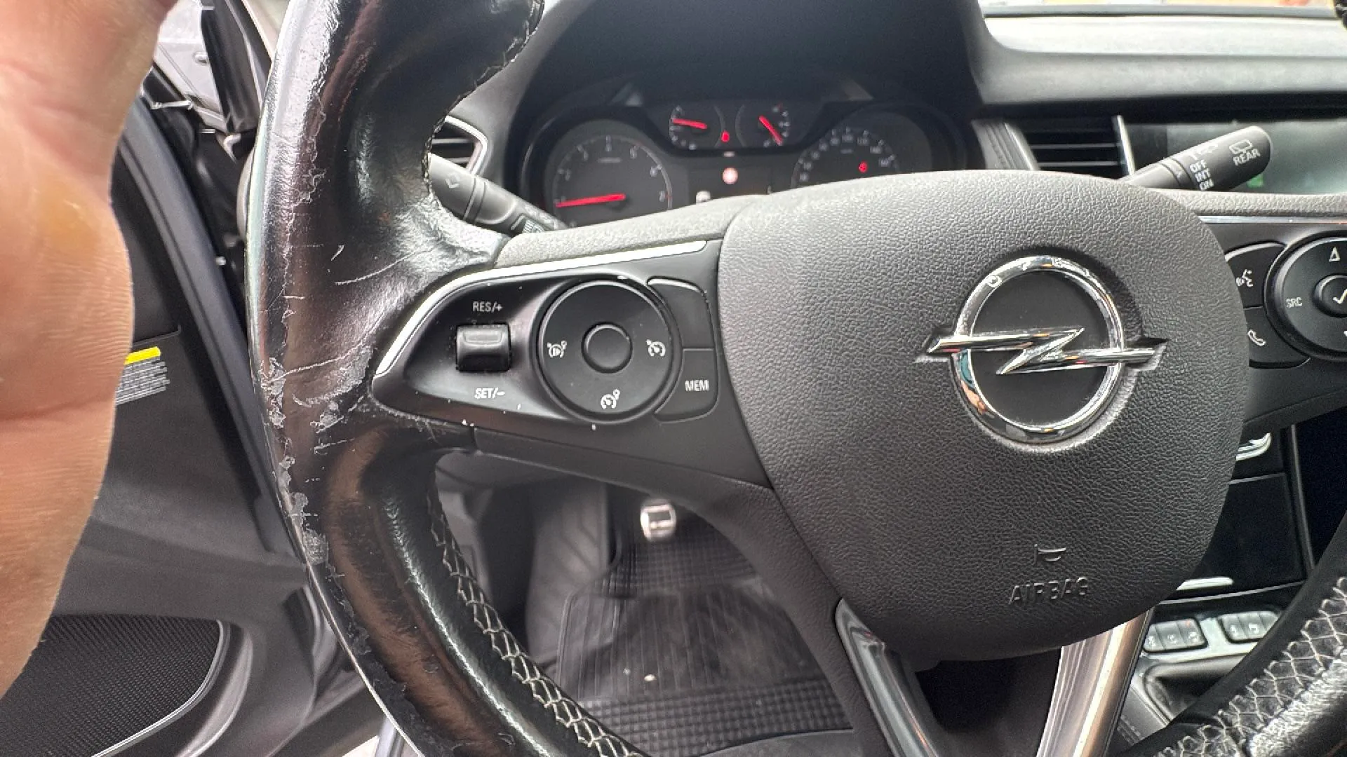 Opel Grandland 1.2 Turbo Selective - foto 15
