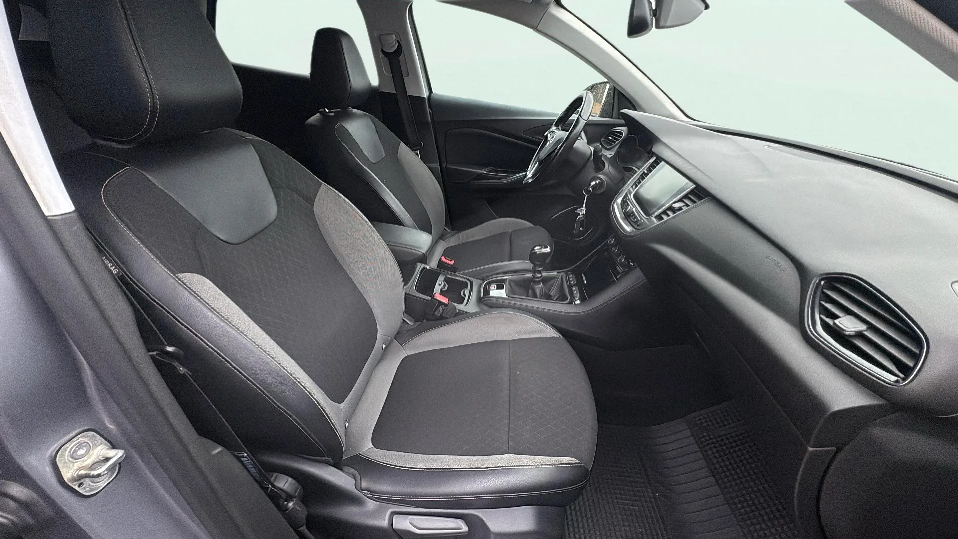 Opel Grandland 1.2 Turbo Selective - foto 9