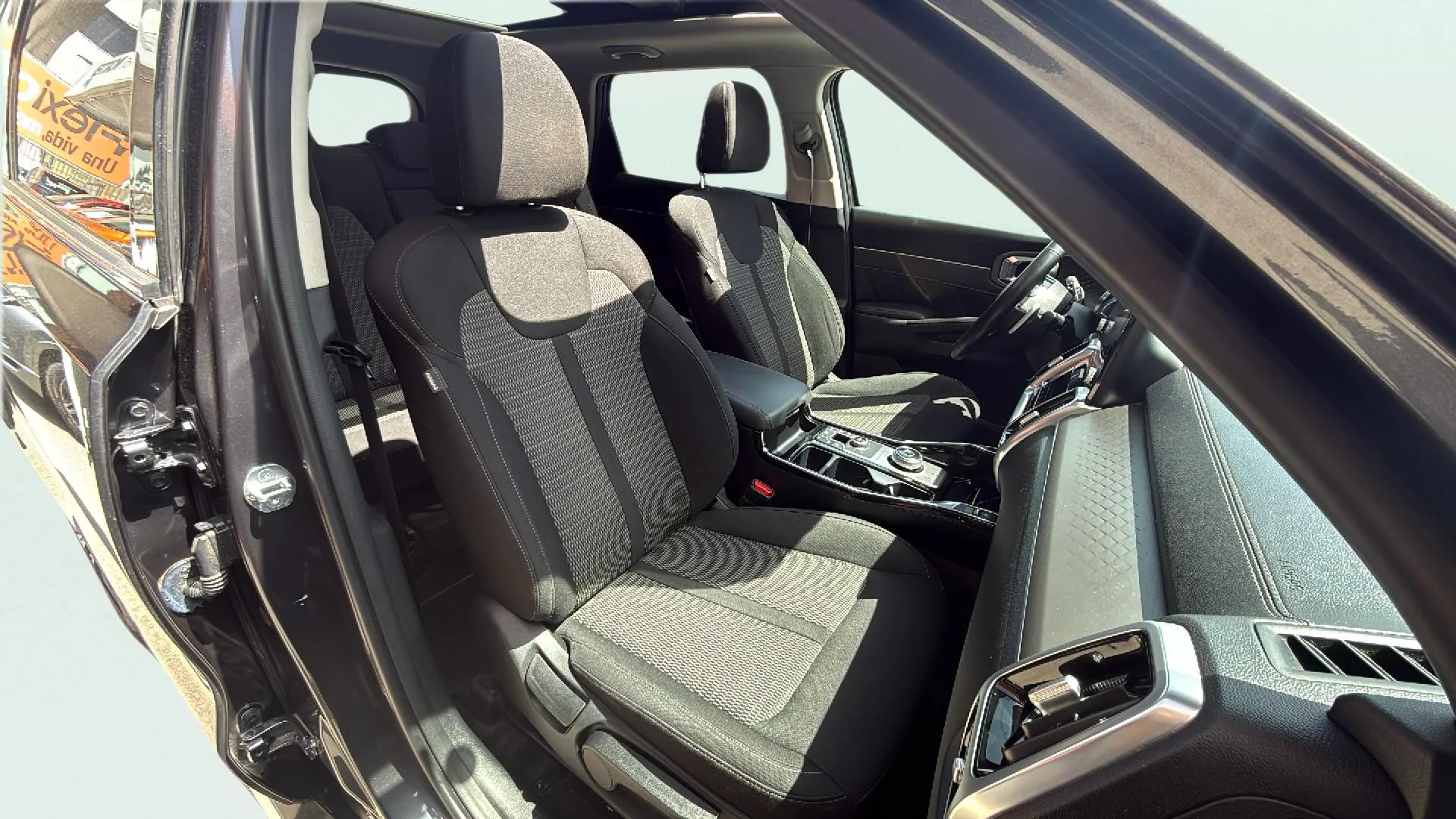 Kia Sorento 2.2 CRDi Emotion DCT 4x2 7 plazas - foto 7