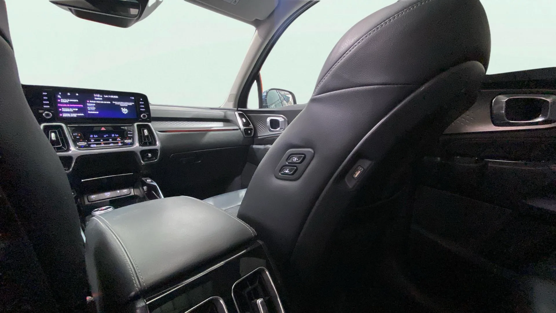 Kia Sorento 1.6 T-GDi HEV Plus Edition 4x2 7 plazas - foto 31